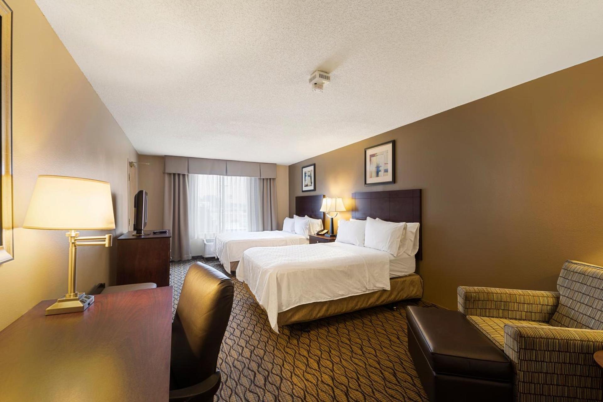 Holiday Inn Express Bloomington West by IHG photo 38