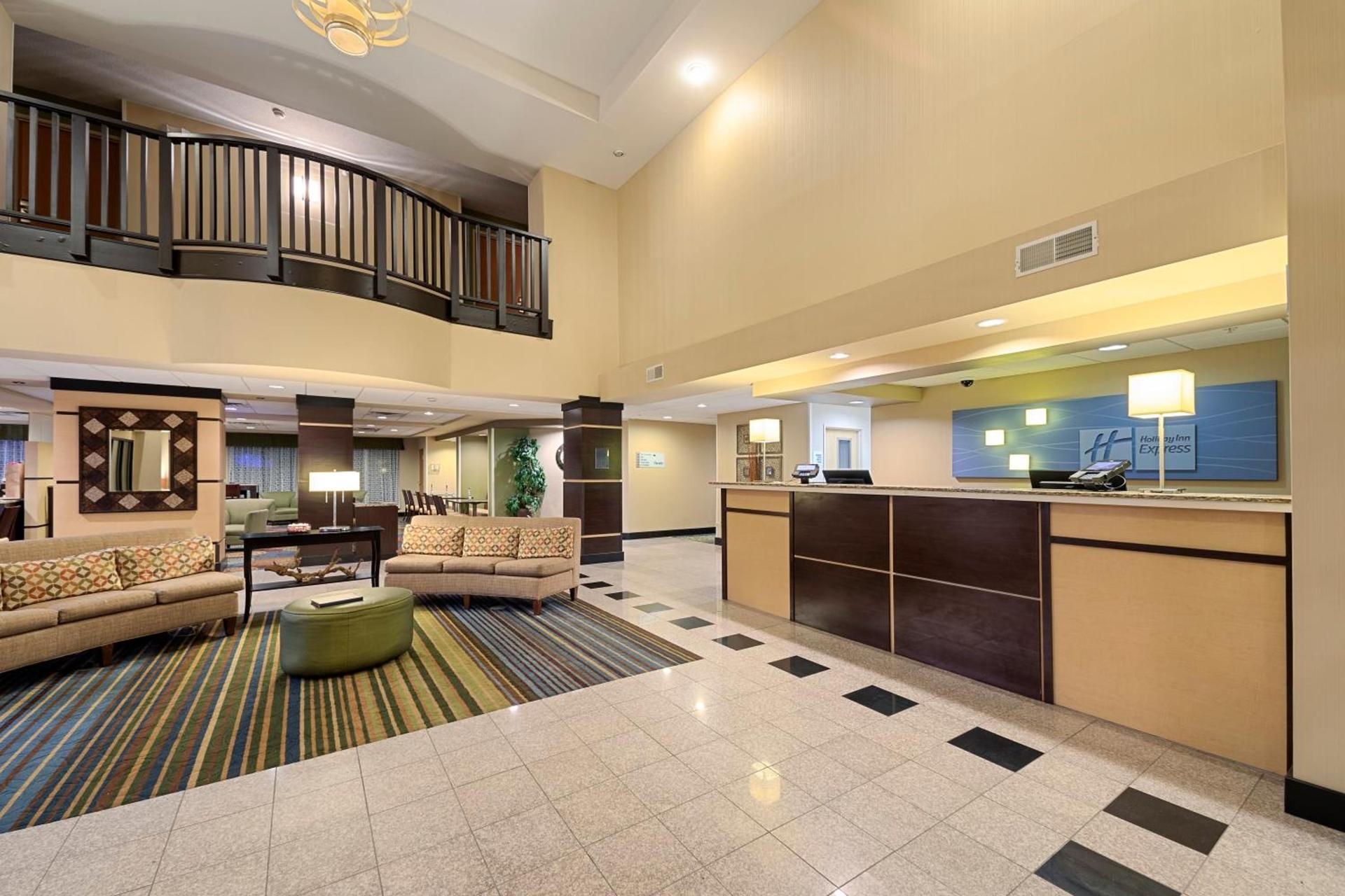 Holiday Inn Express Bloomington West by IHG photo 21