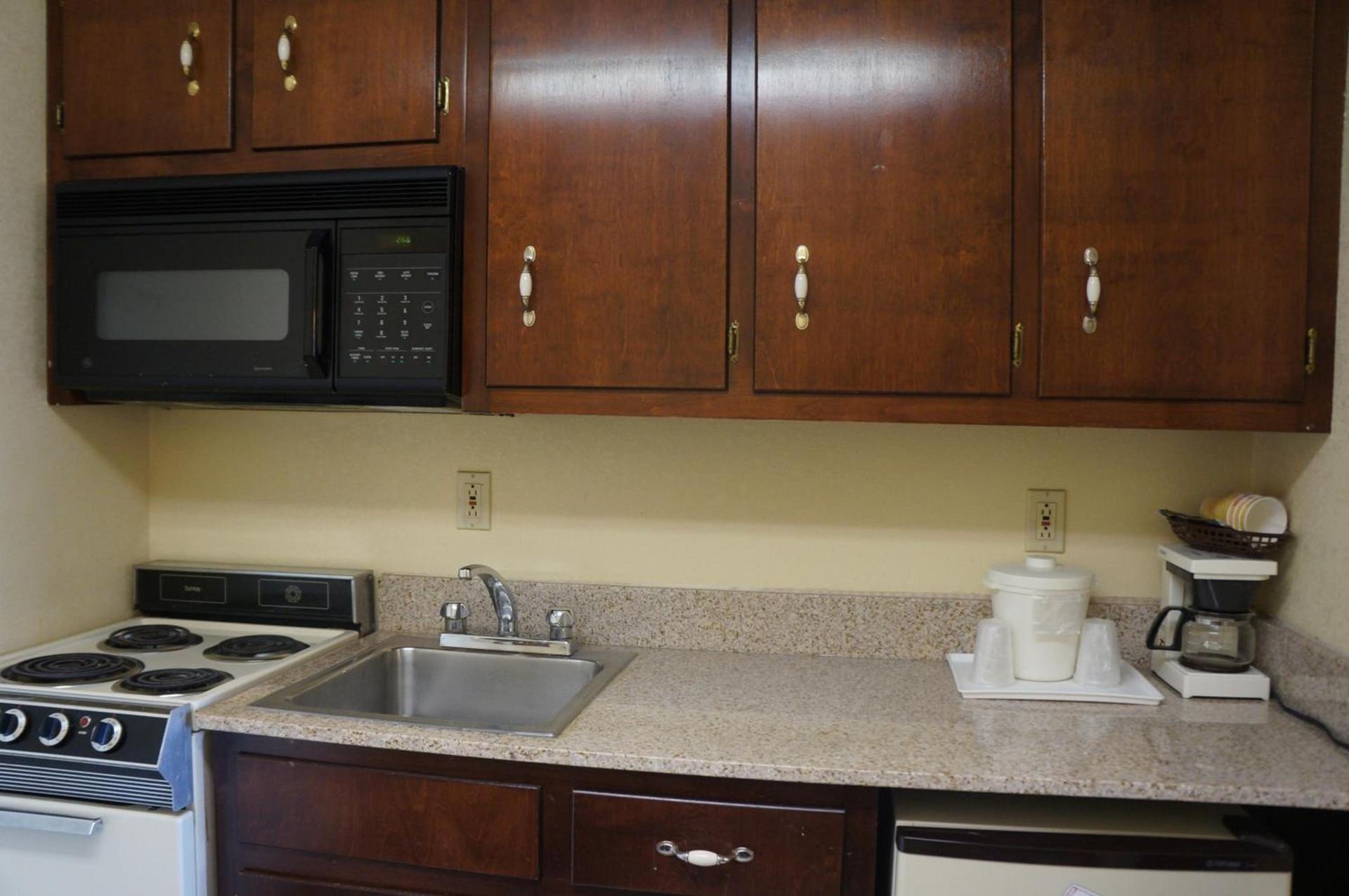Clarksville Inn photo 22