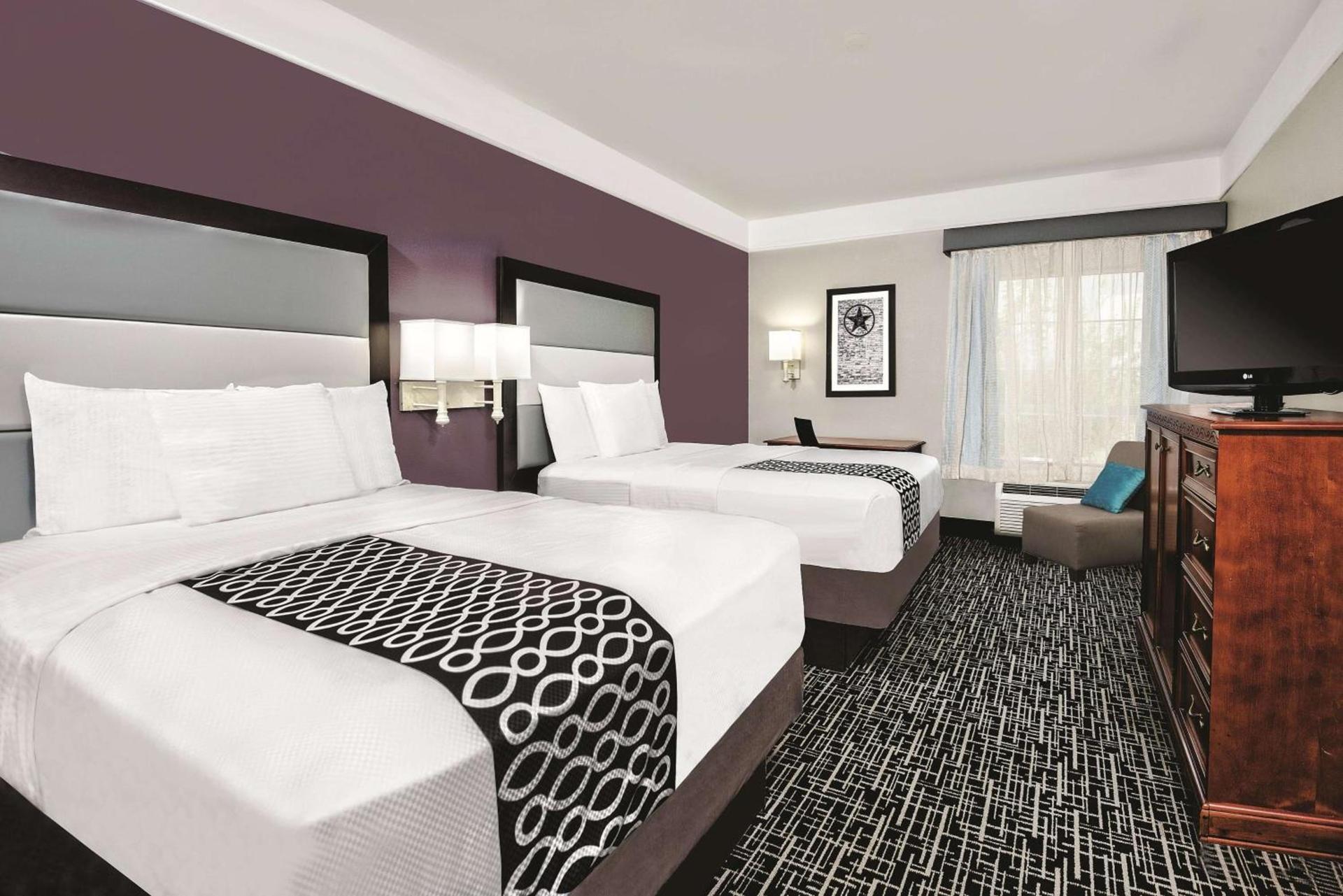 Quality Inn and Suites photo 17