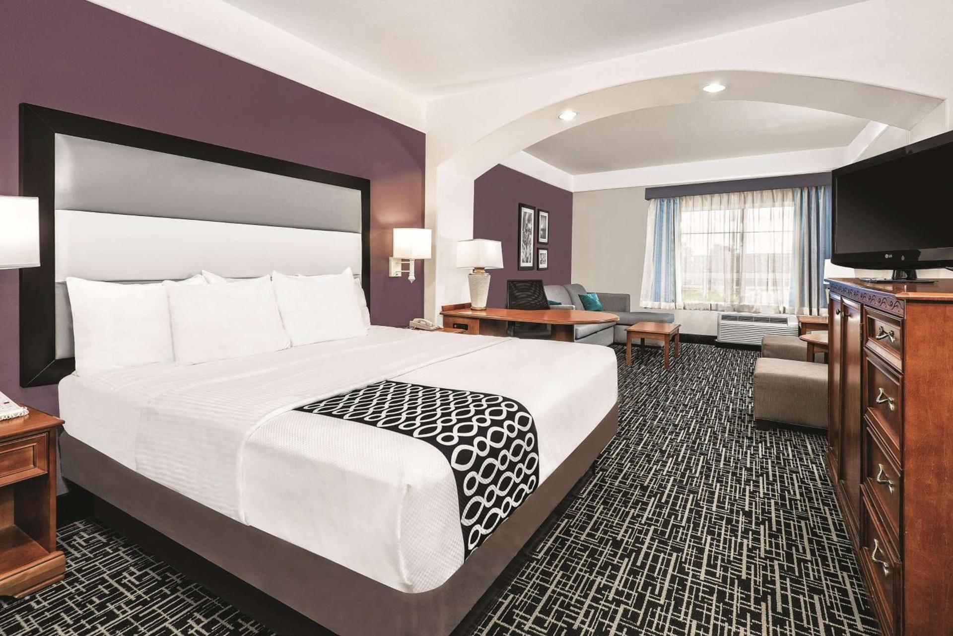Quality Inn and Suites photo 21