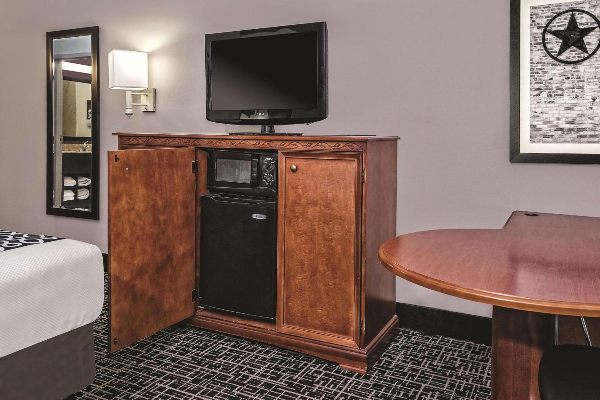 Quality Inn and Suites photo 22
