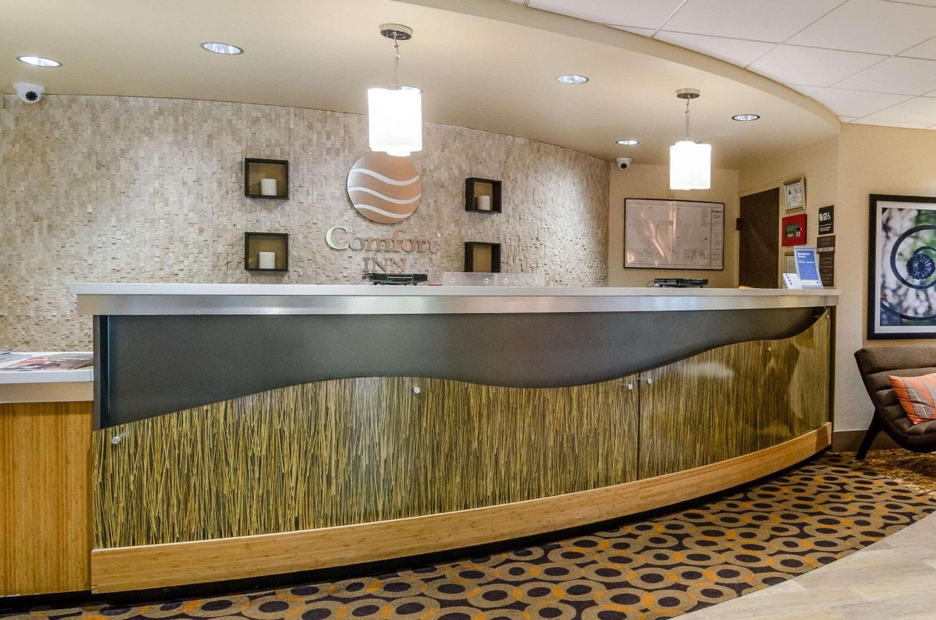 Comfort Inn Raleigh Midtown photo 7