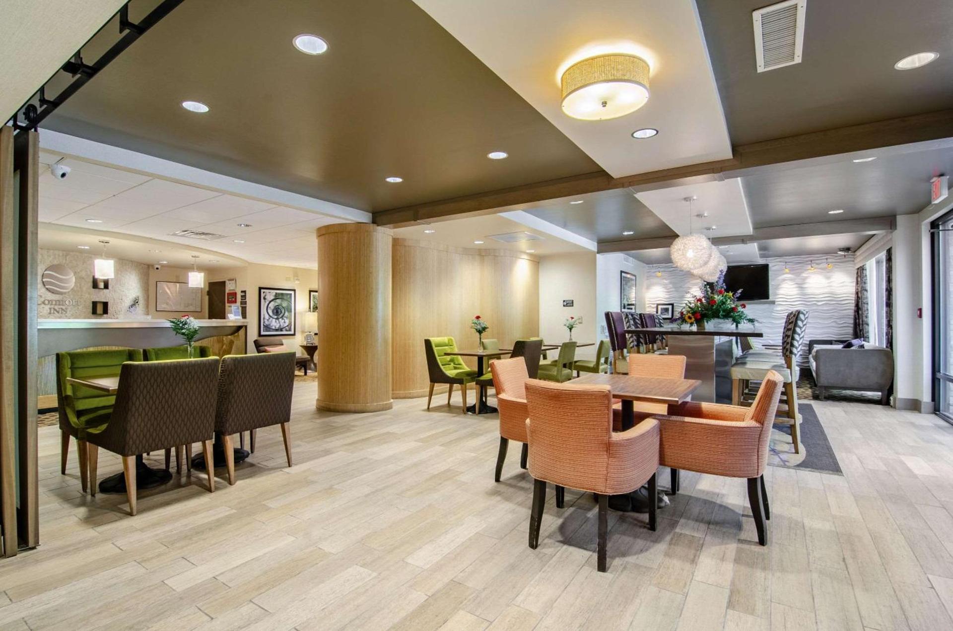 Comfort Inn Raleigh Midtown photo 15
