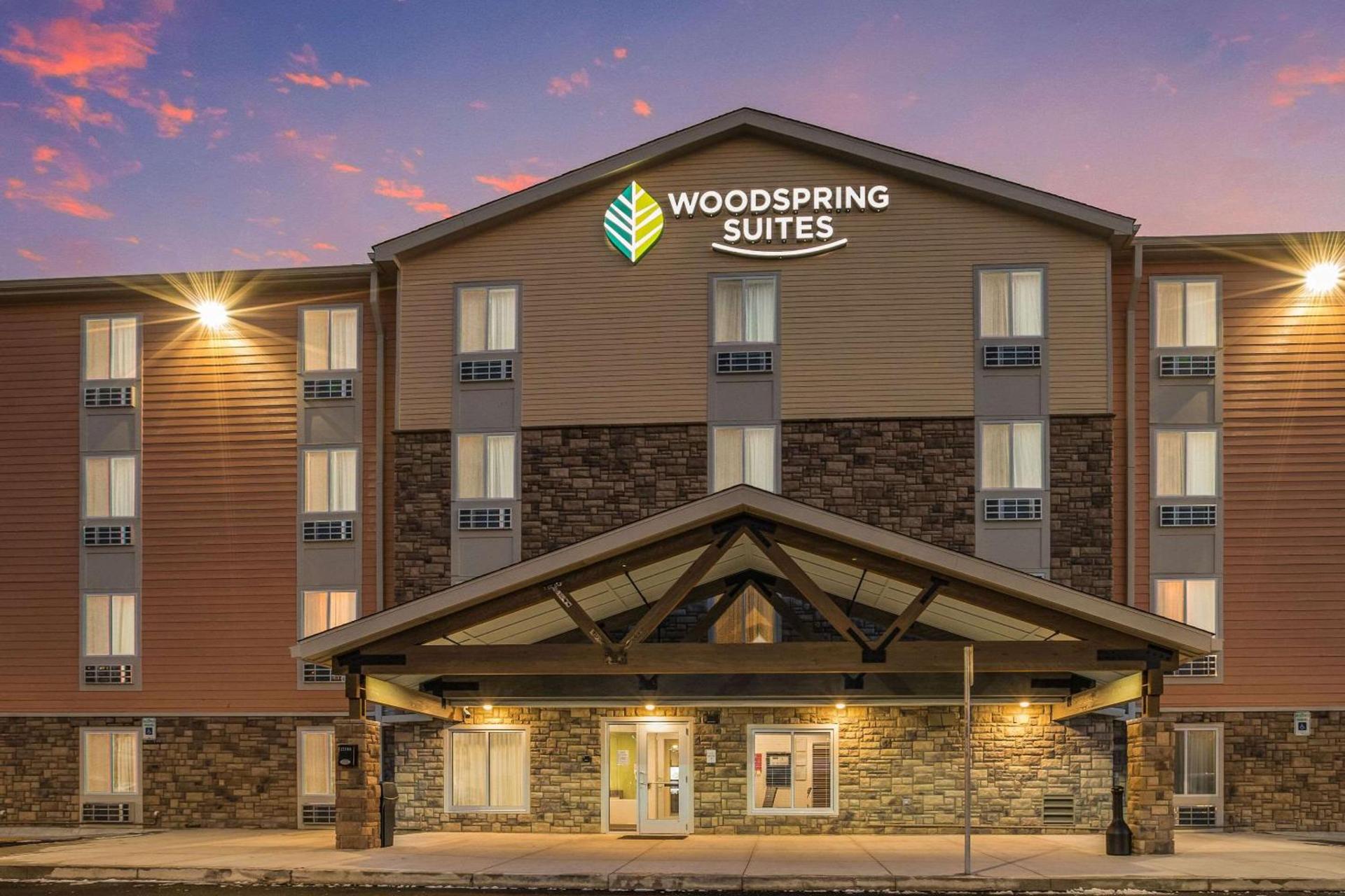 WoodSpring Suites Novi Farmington photo 3