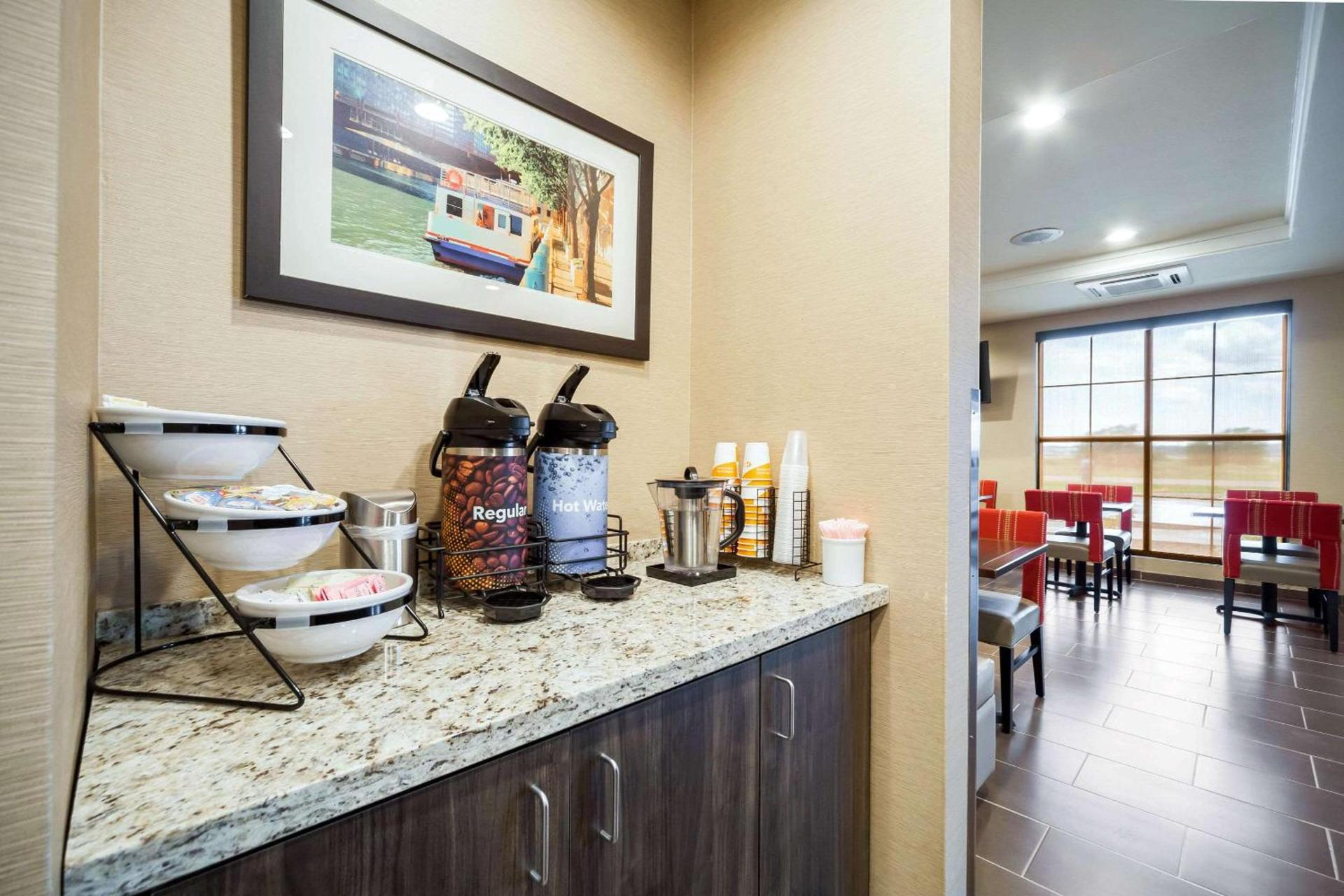 Comfort Inn & Suites North Platte photo 4