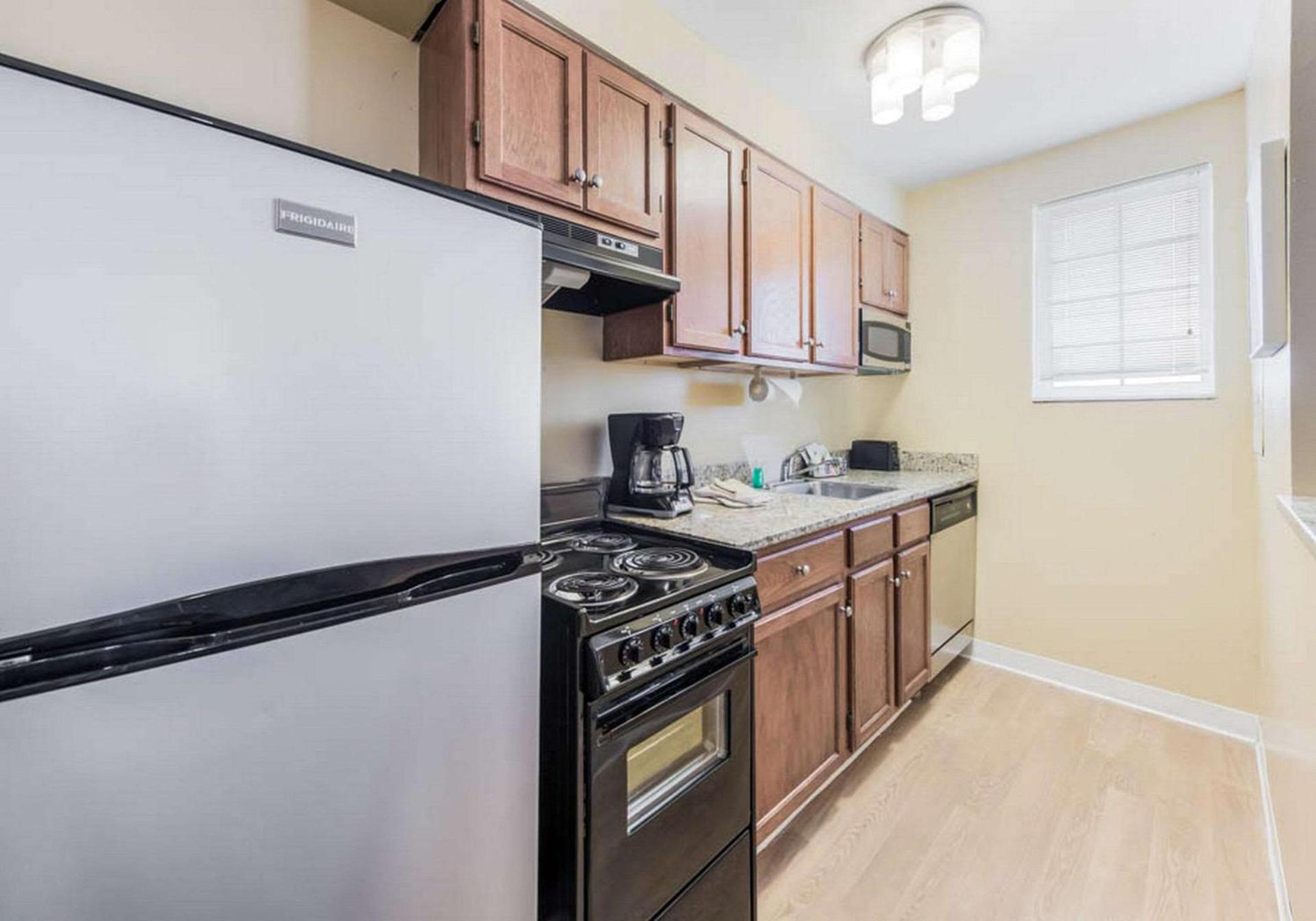 Birch Hills Suites - Blue Ash photo 18