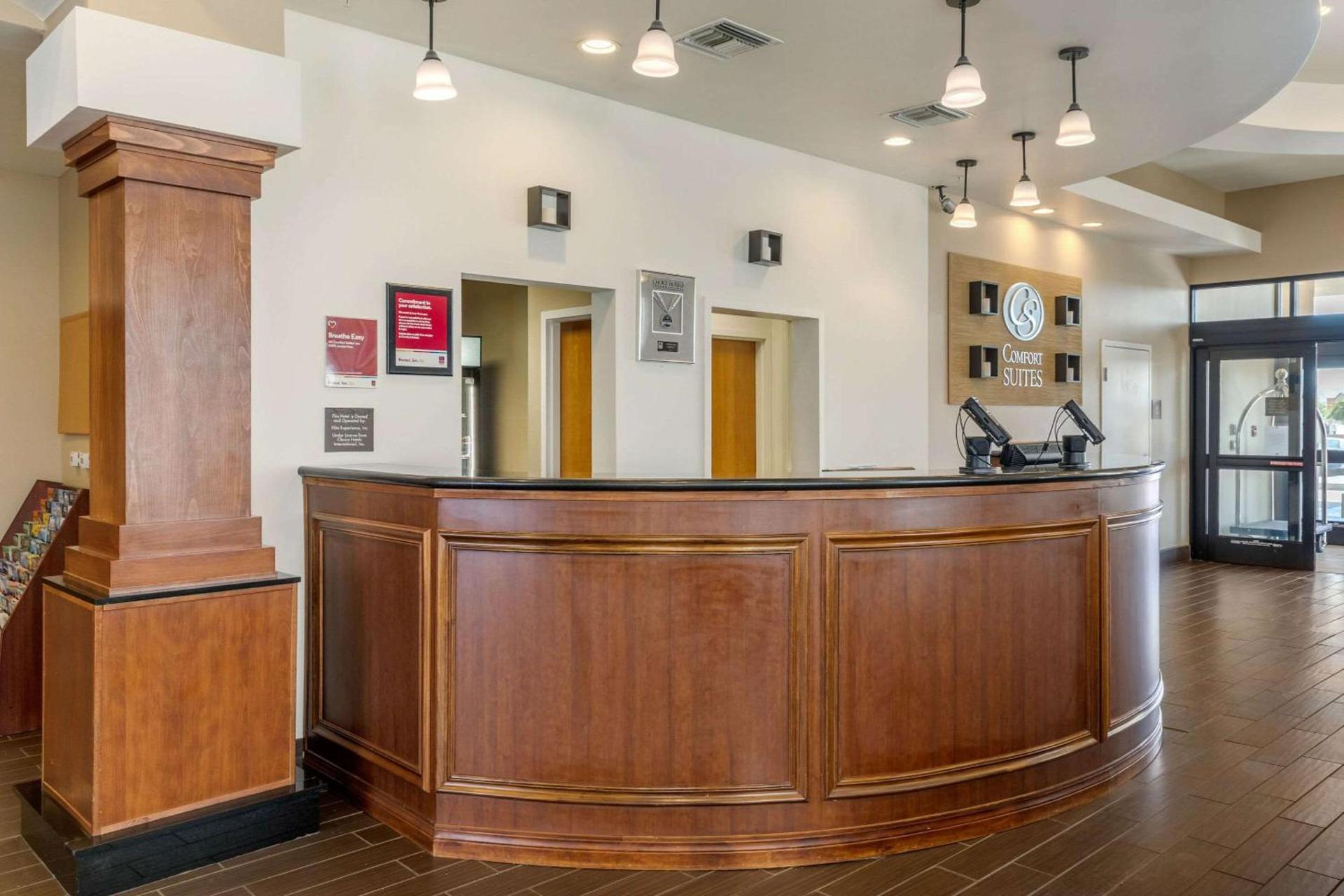 Comfort Suites Barstow near I-15 photo 4