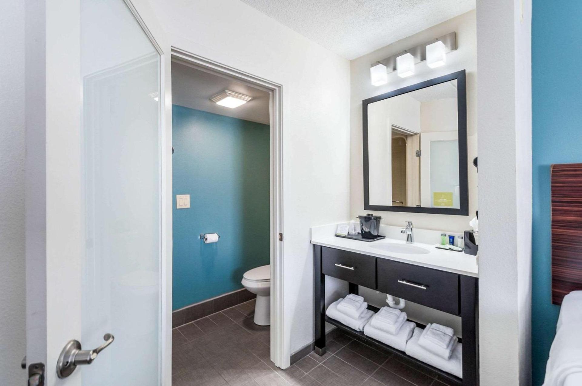 Sleep Inn & Suites Rehoboth Beach photo 2