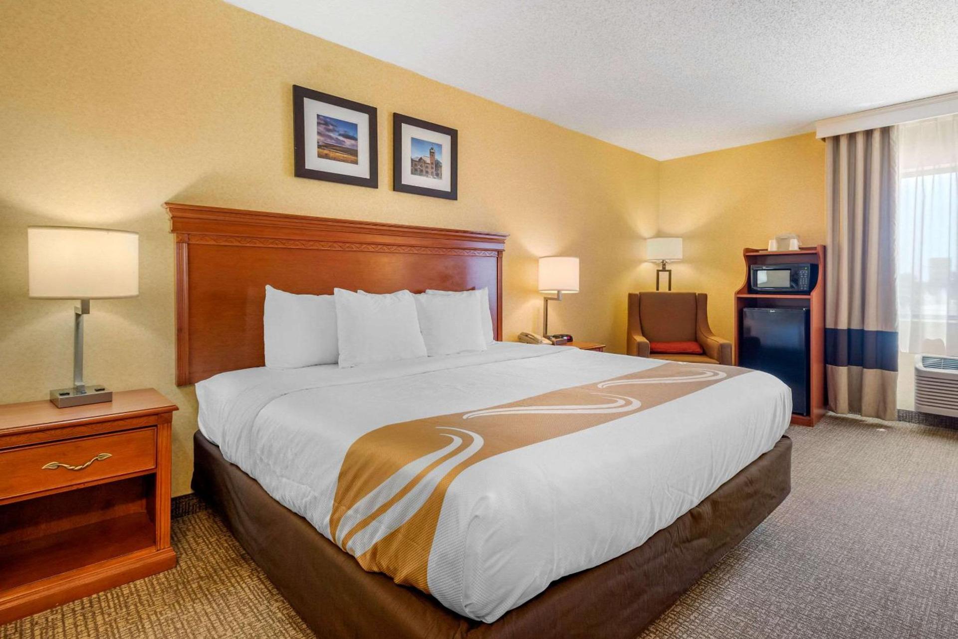 Quality Inn Pueblo North photo 8