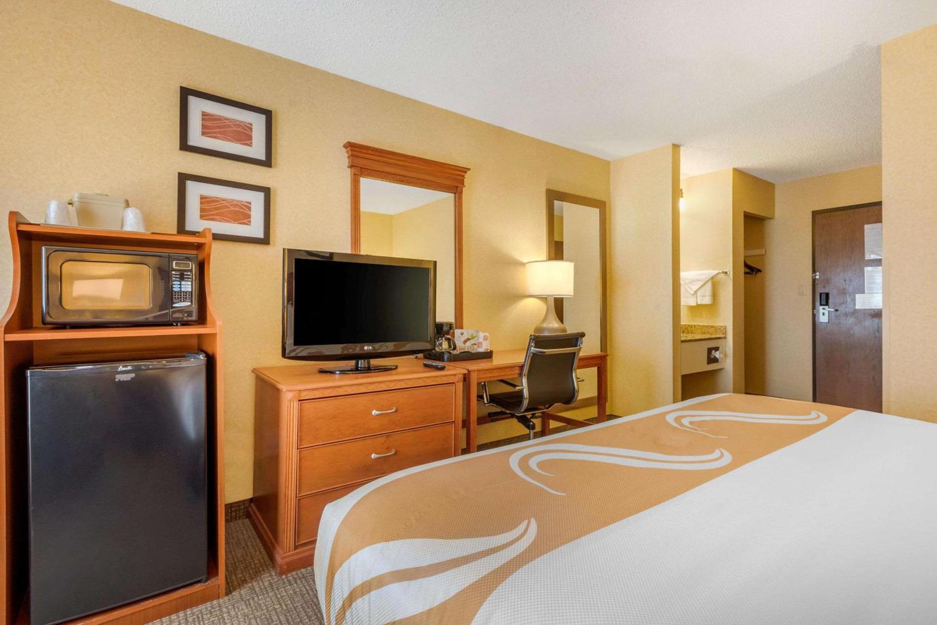 Quality Inn Pueblo North photo 6