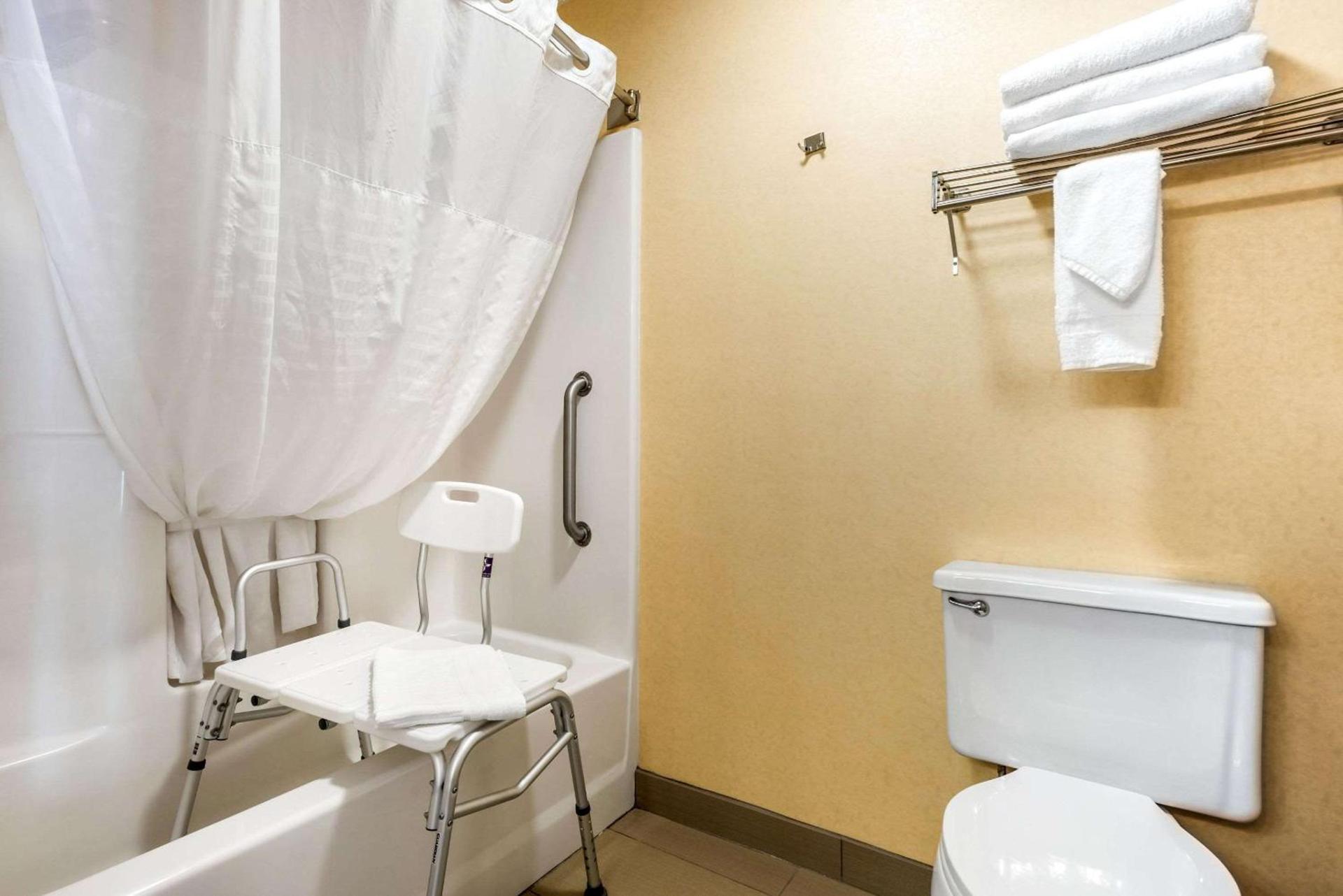 Quality Inn Pueblo North photo 20