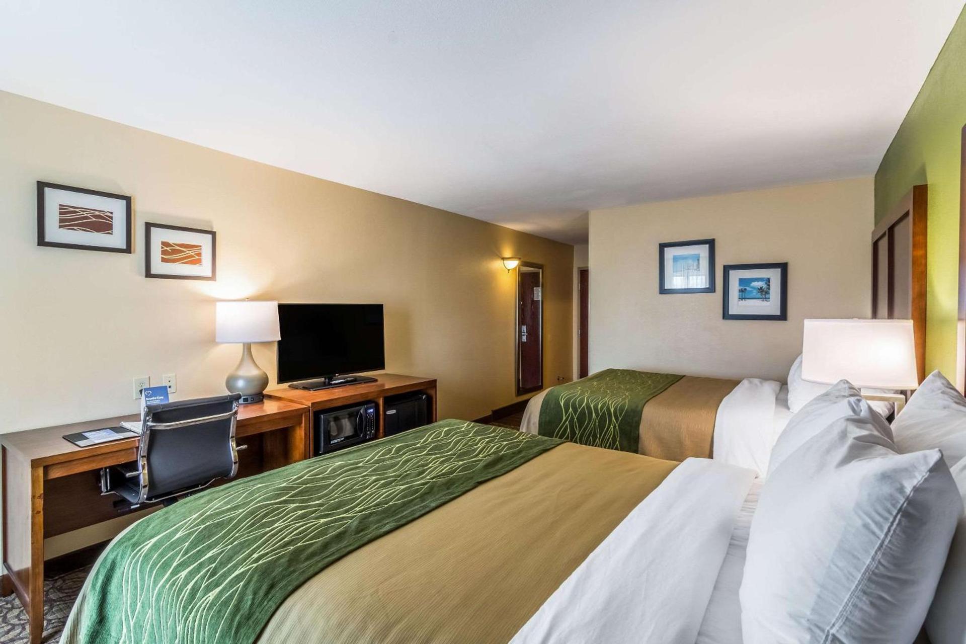 Comfort Inn & Suites Panama City North photo 12