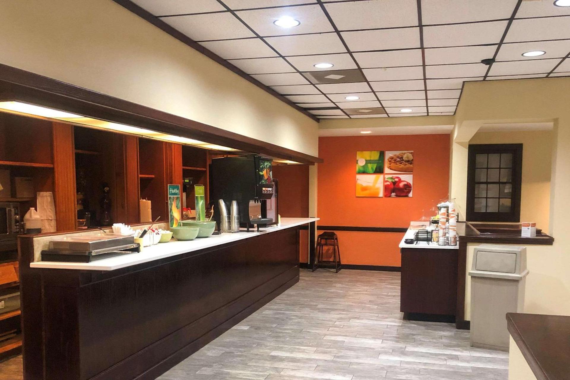 Quality Inn Morganton Southeast photo 19