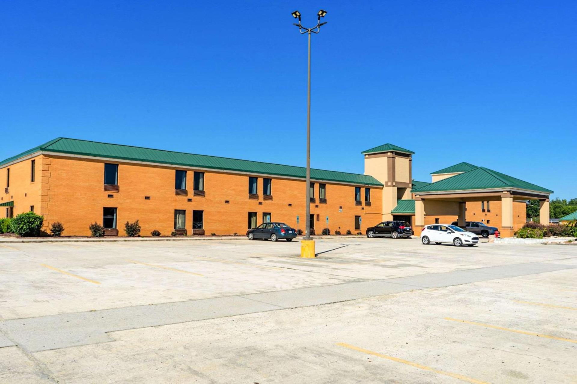 Quality Inn Whiteville North photo 3