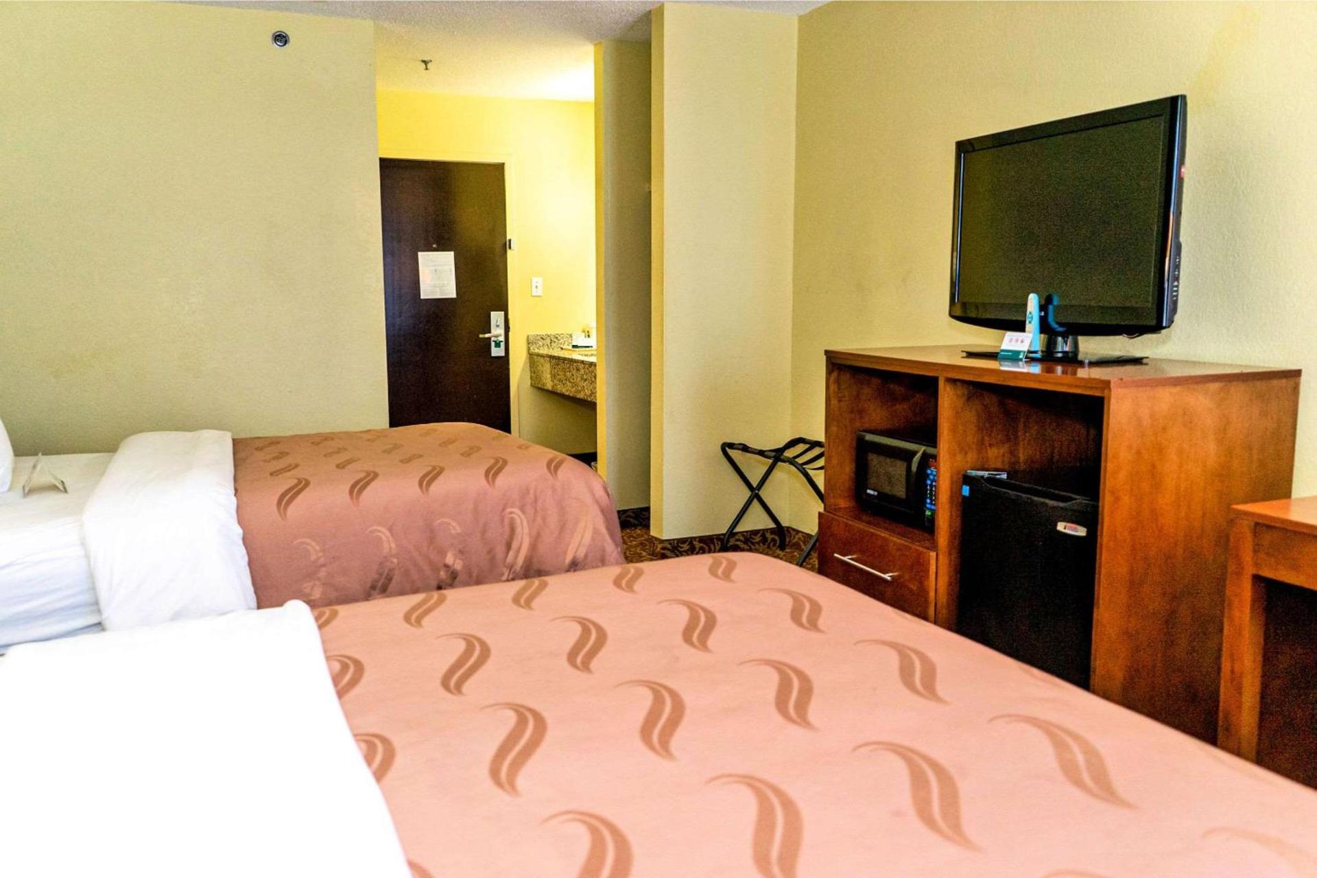 Quality Inn Whiteville North photo 5
