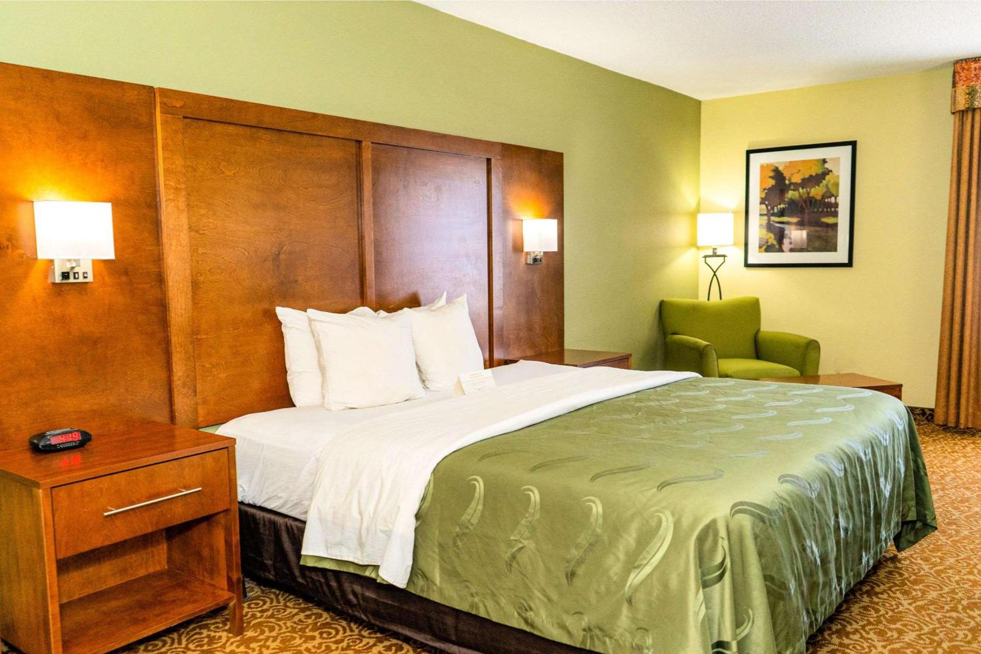 Quality Inn Whiteville North photo 8