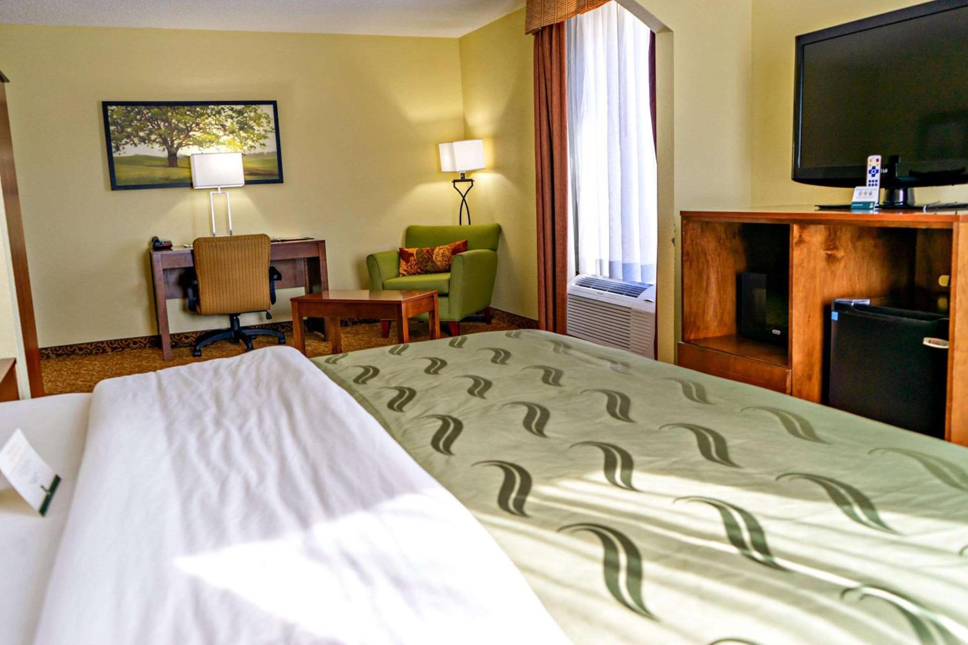 Quality Inn Whiteville North photo 15