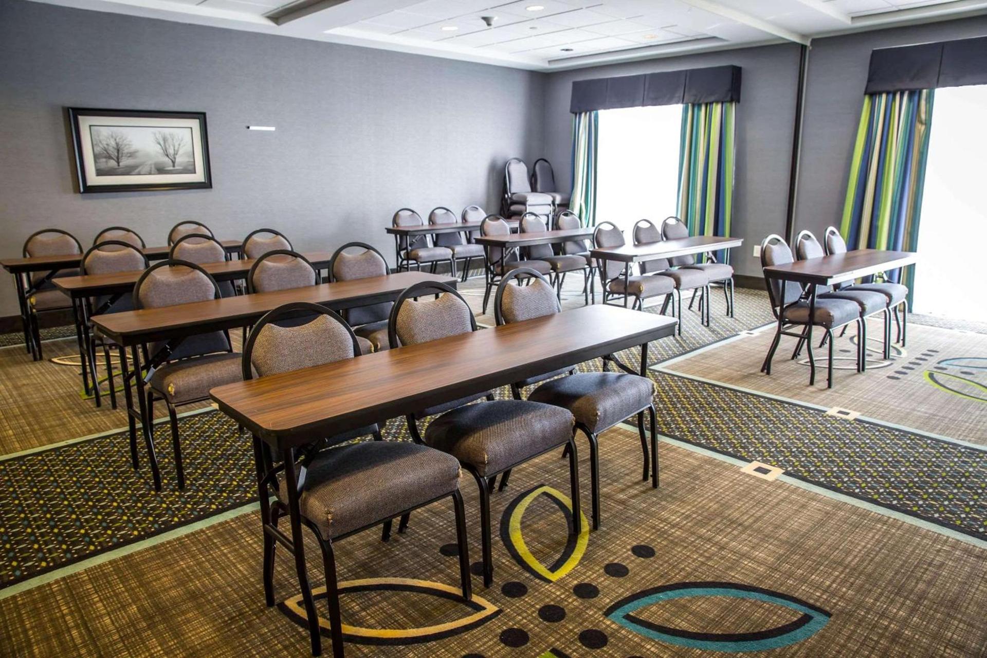 Comfort Suites New Bern near Cherry Point photo 26