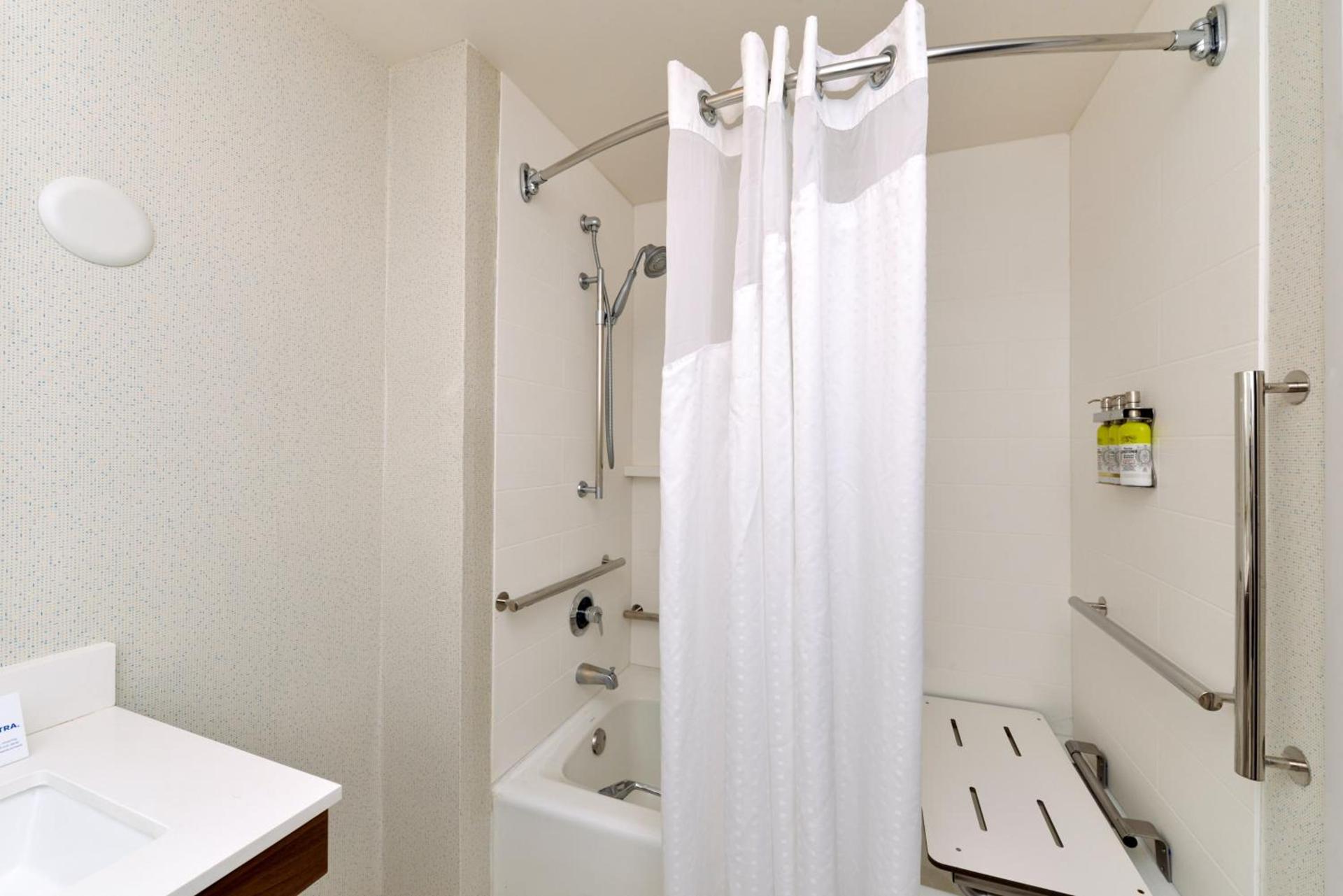 Holiday Inn Express Lodi by IHG photo 3