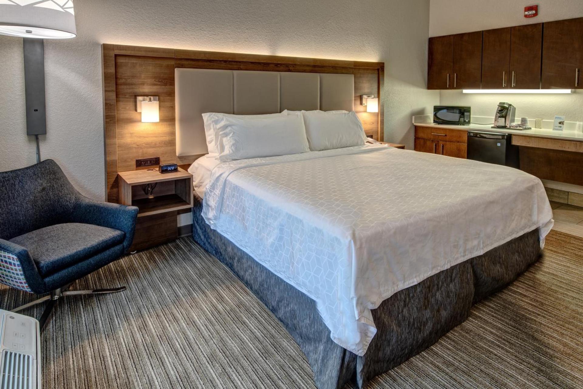 Holiday Inn Express Hotel & Suites Memphis Southwind by IHG photo 41