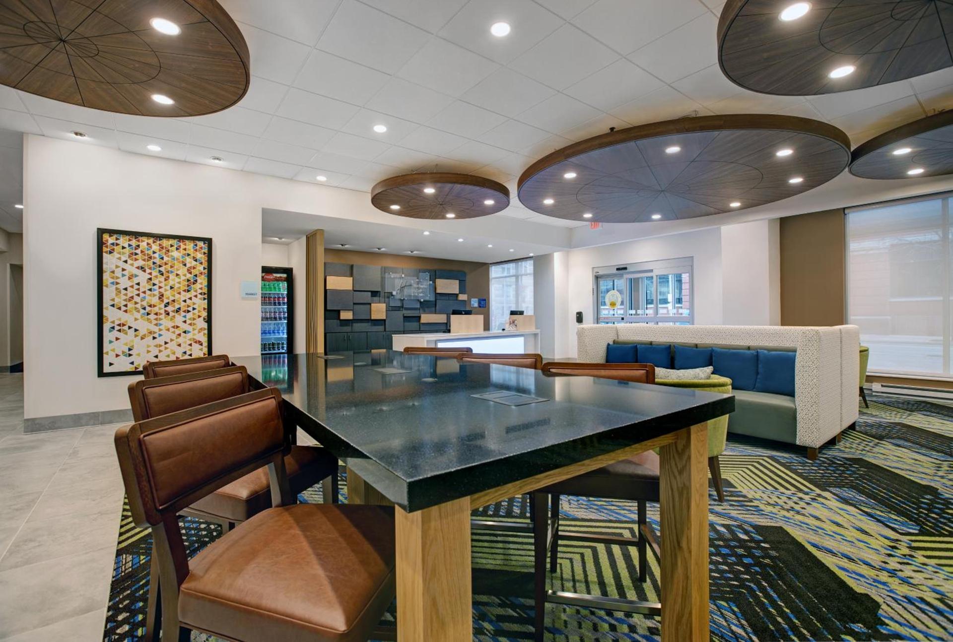 Holiday Inn Express - Milwaukee Downtown by IHG photo 35