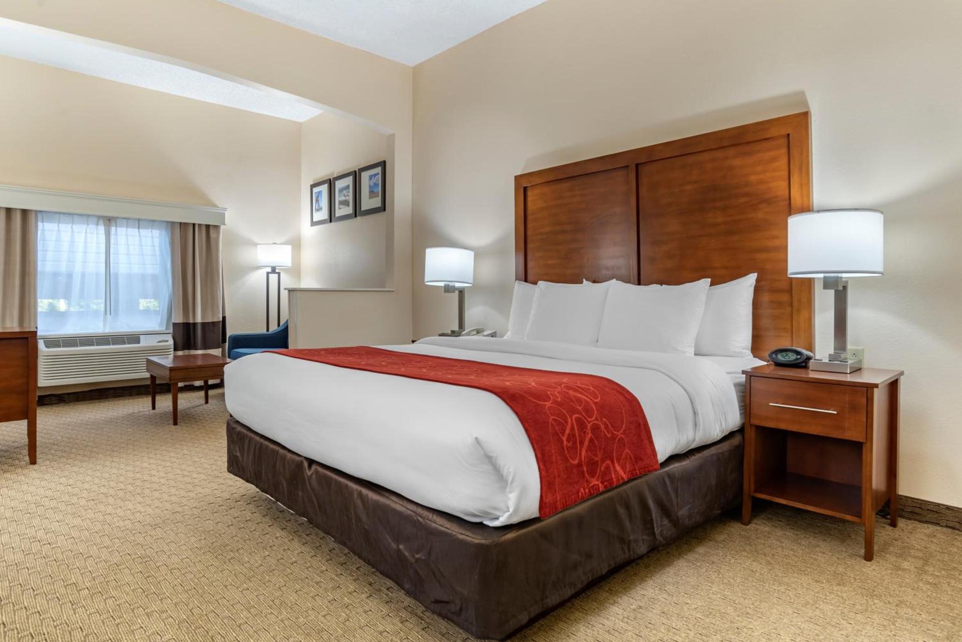 Comfort Suites Jacksonville Airport photo 35