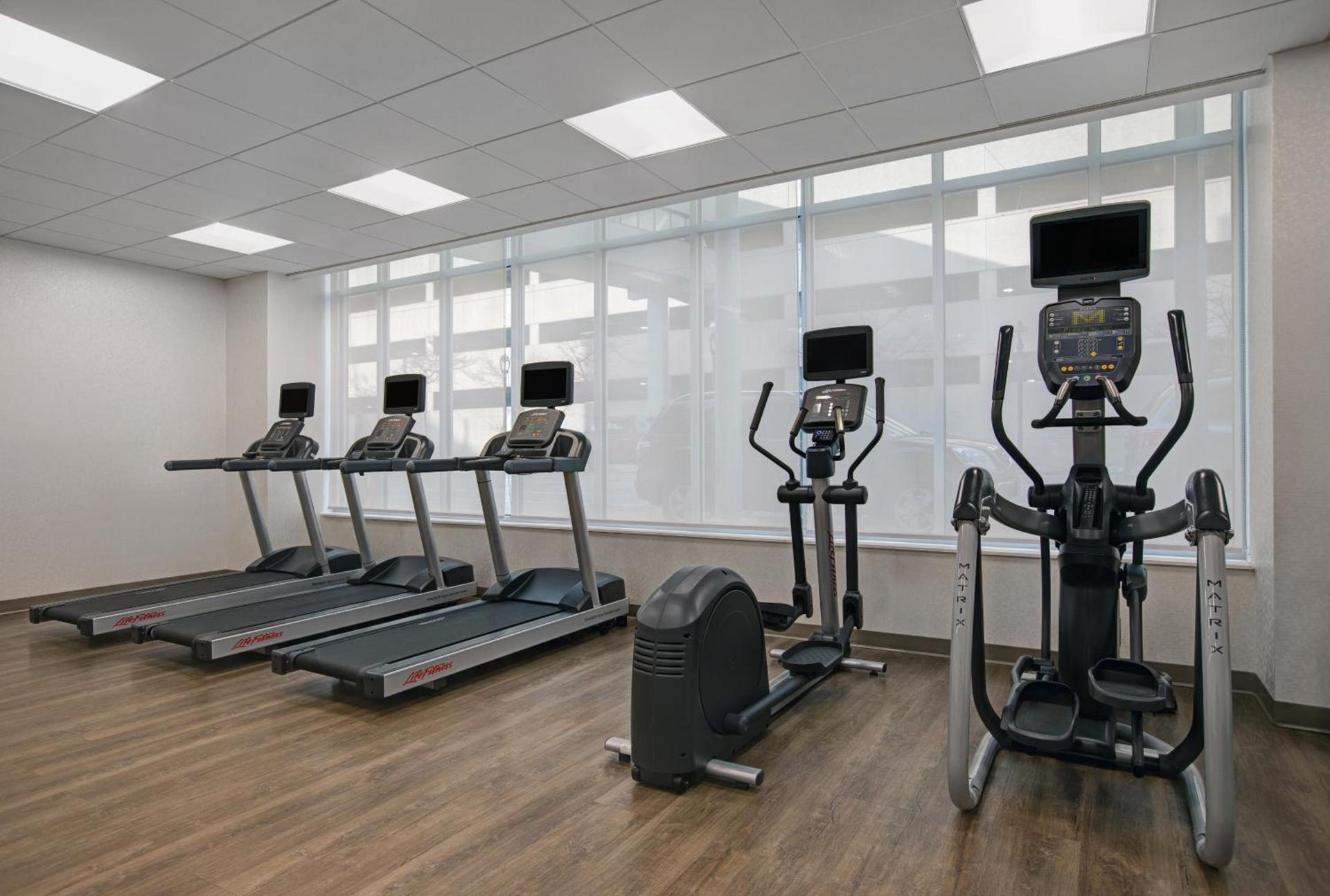 Holiday Inn Express - Milwaukee Downtown by IHG photo 32