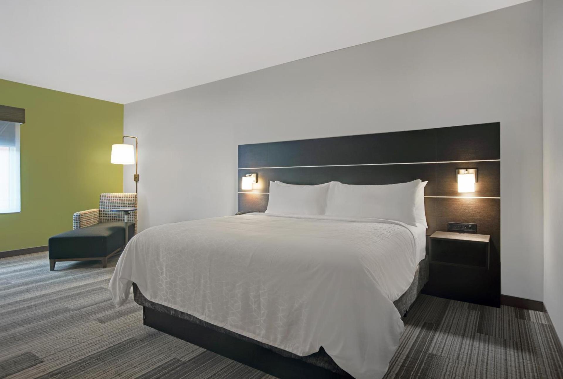 Holiday Inn Express - Milwaukee Downtown by IHG photo 25