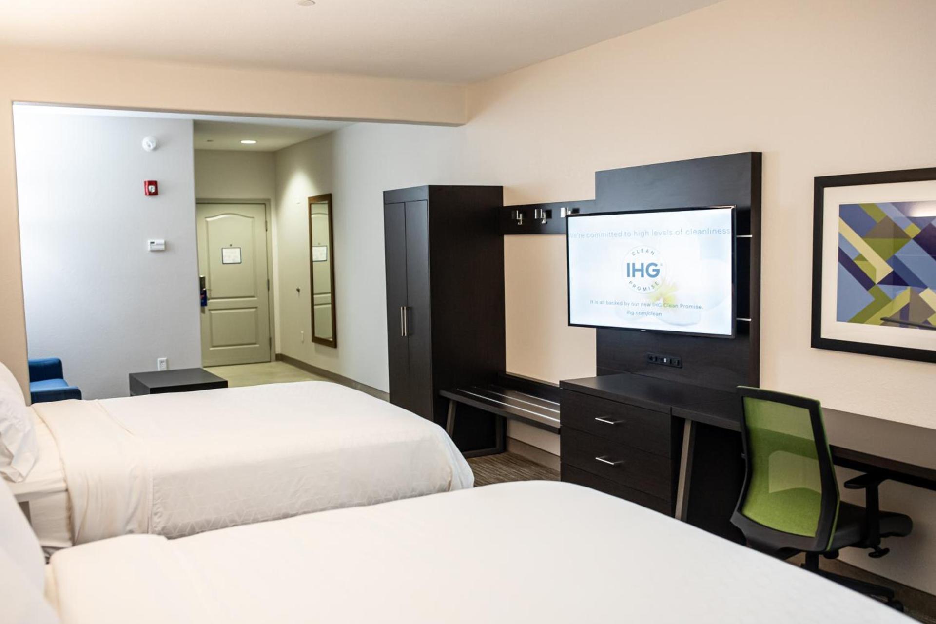 Holiday Inn Express Hotel & Suites Greenville by IHG photo 75