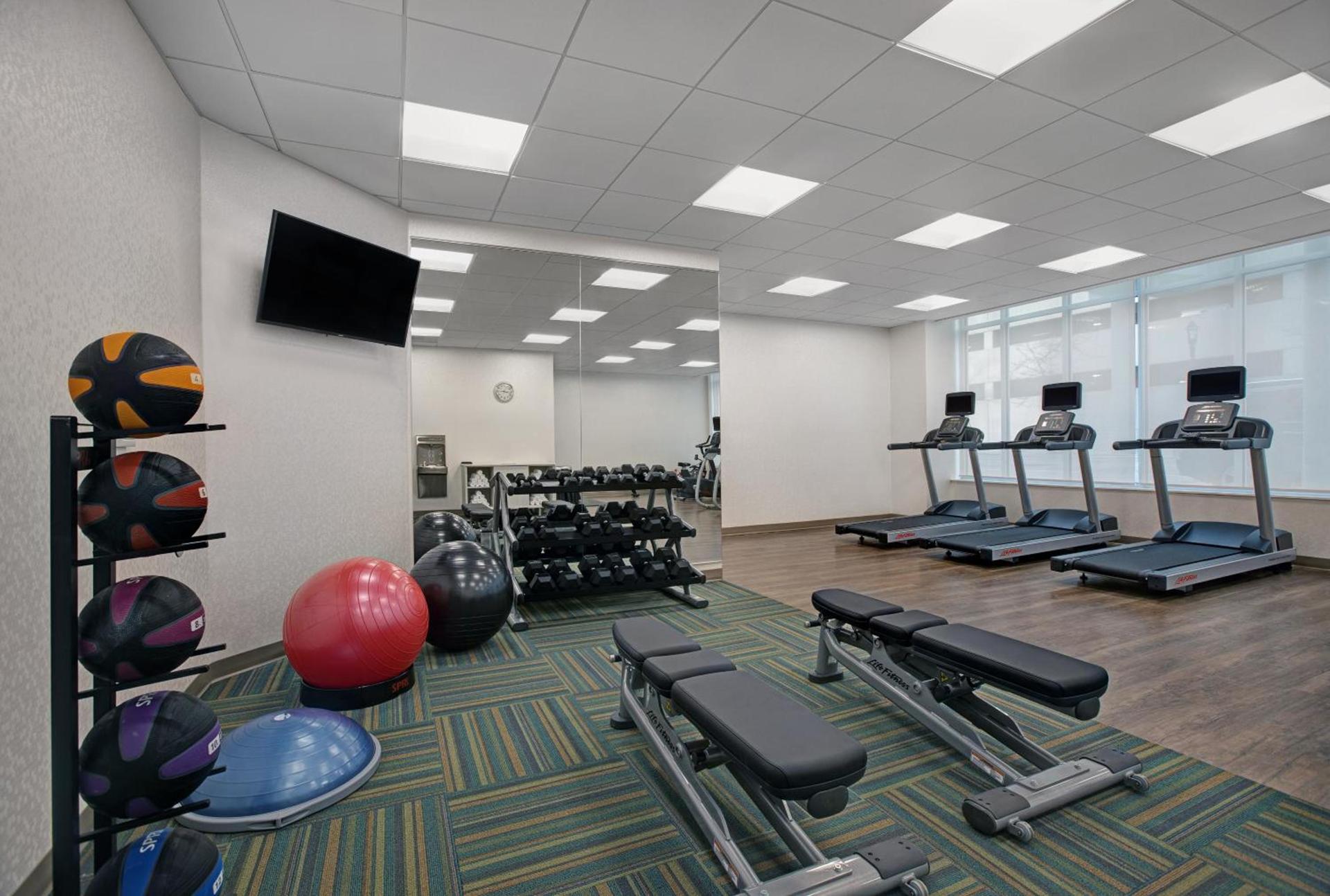 Holiday Inn Express - Milwaukee Downtown by IHG photo 52