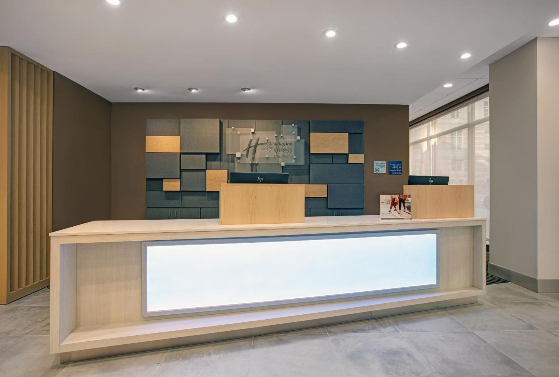 Holiday Inn Express - Milwaukee Downtown by IHG photo 47