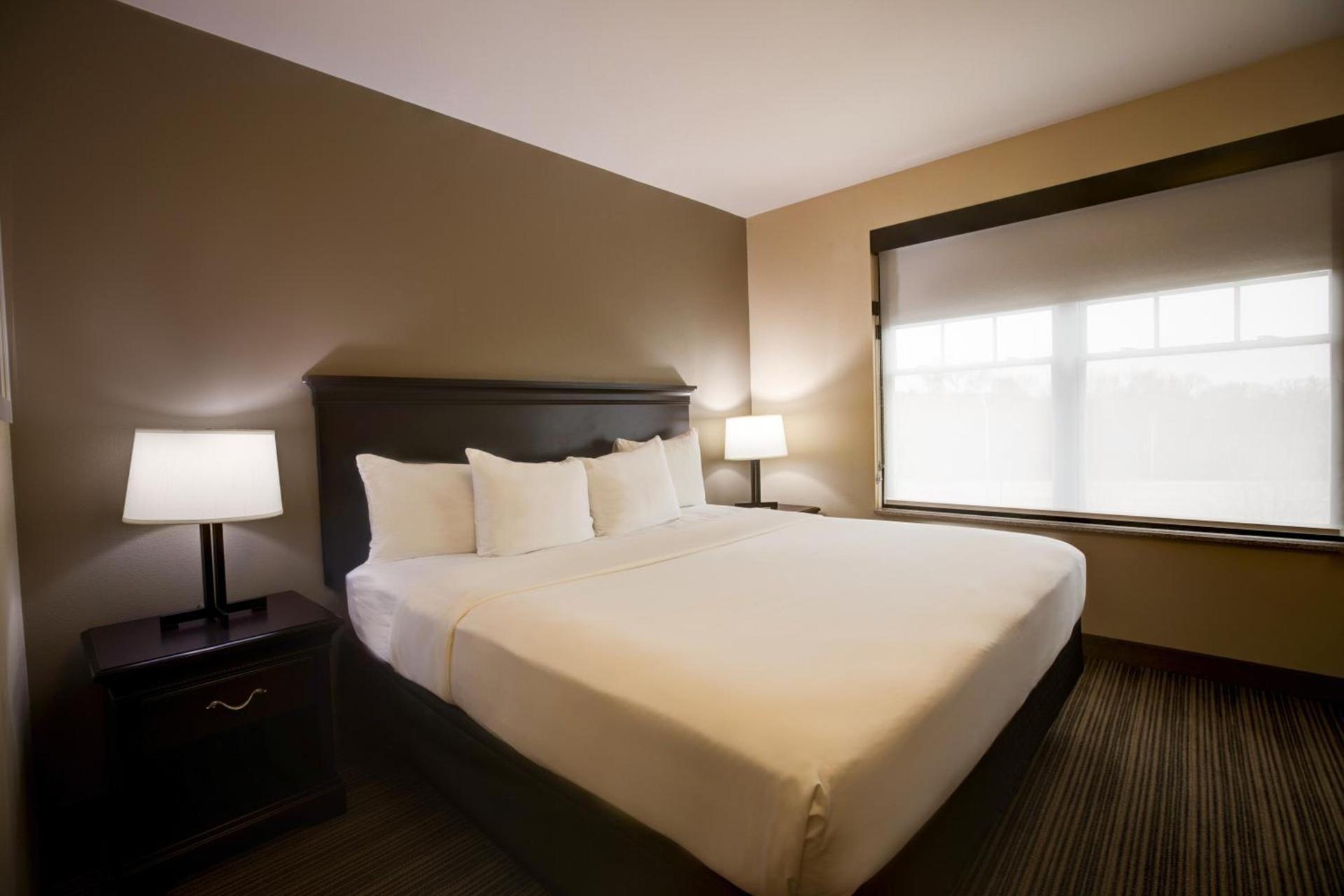 Country Inn & Suites by Radisson, Red Wing, MN photo 22