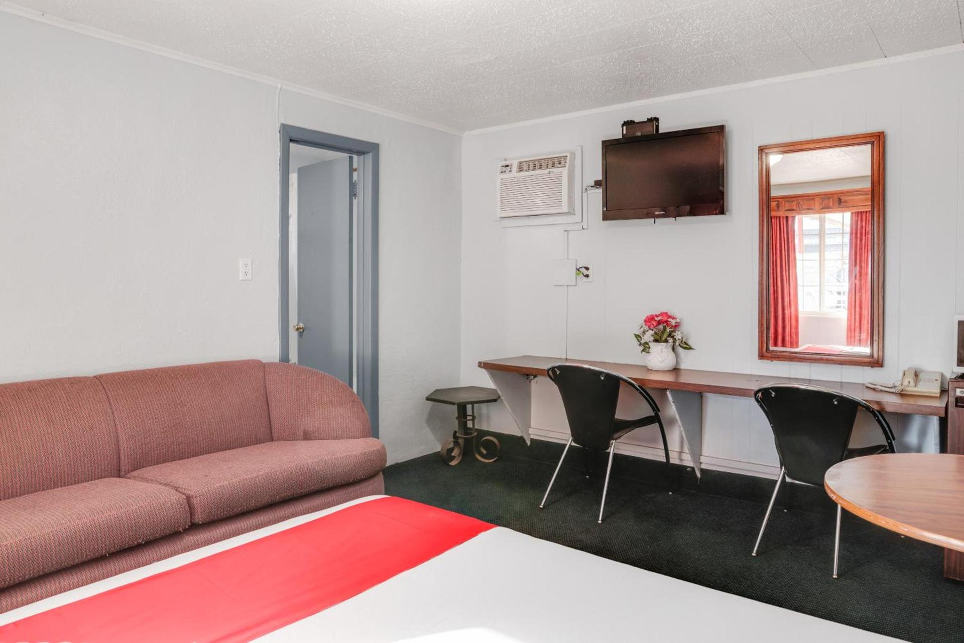 OYO Hotel Liberal, Kansas photo 14