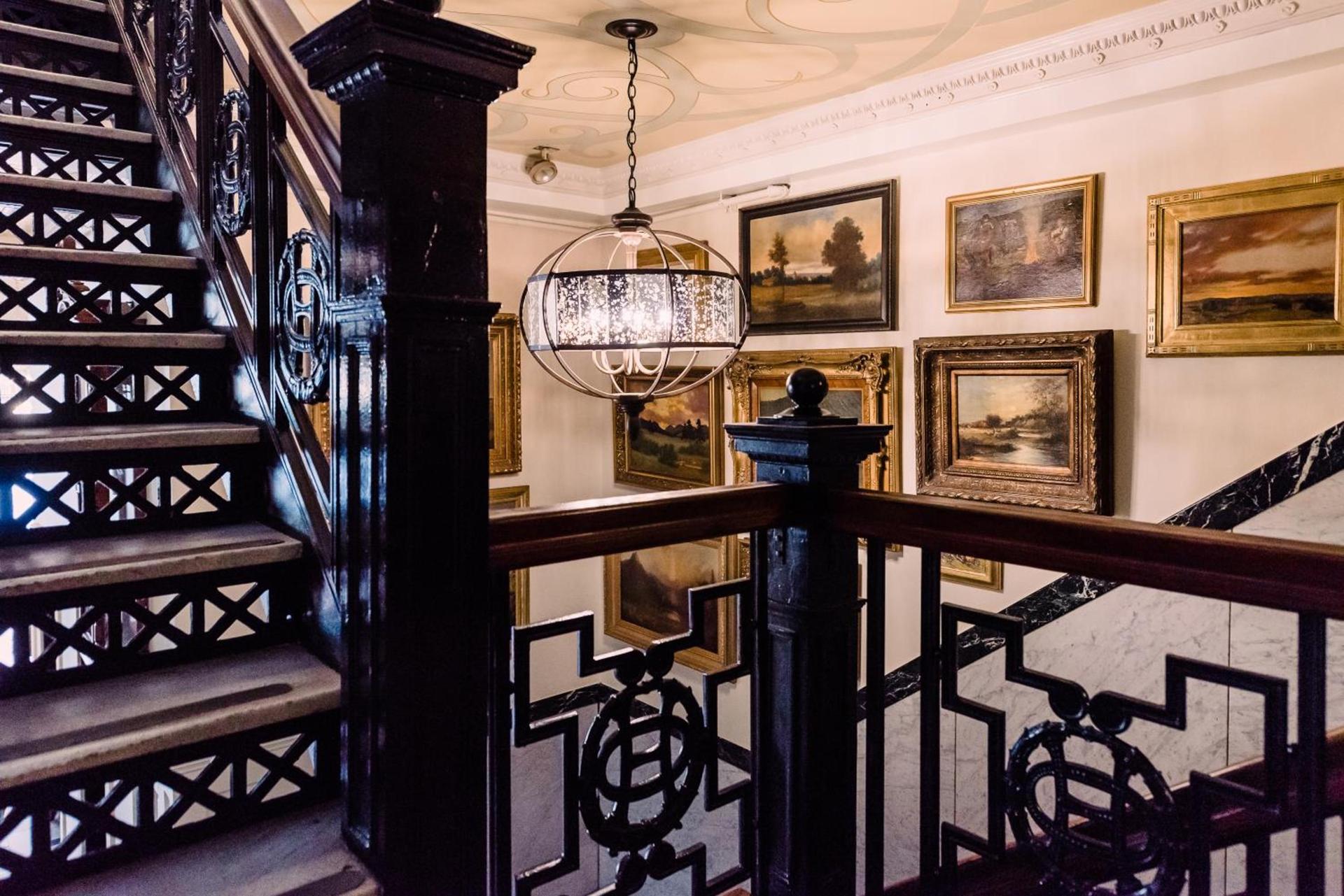 The Oxford Hotel photo 30