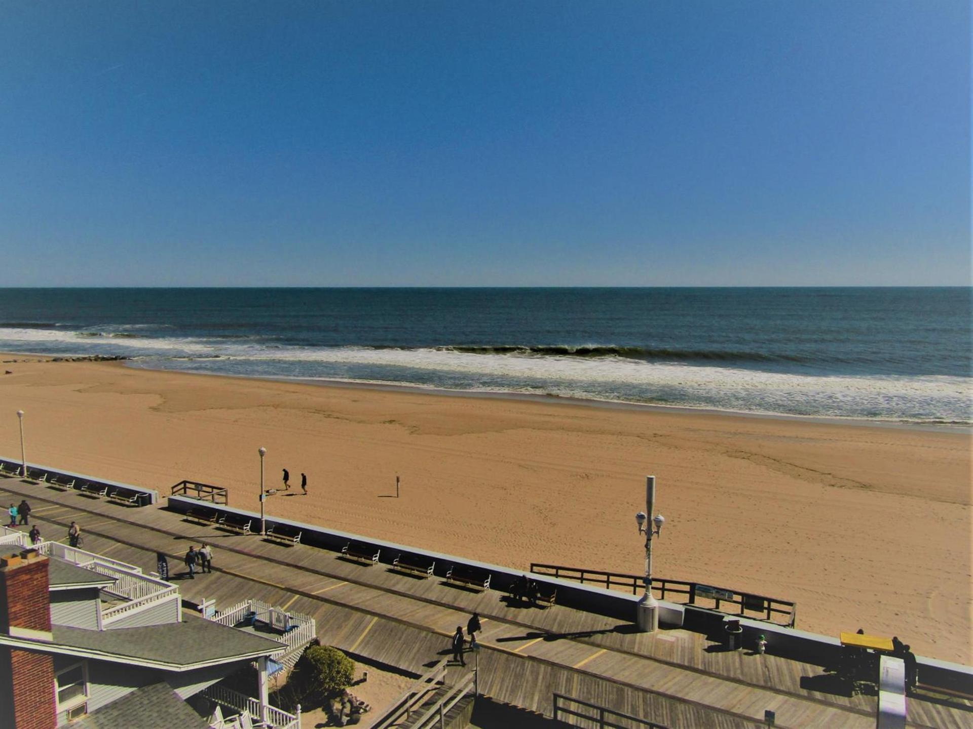 Americana Hotel Boardwalk photo 12