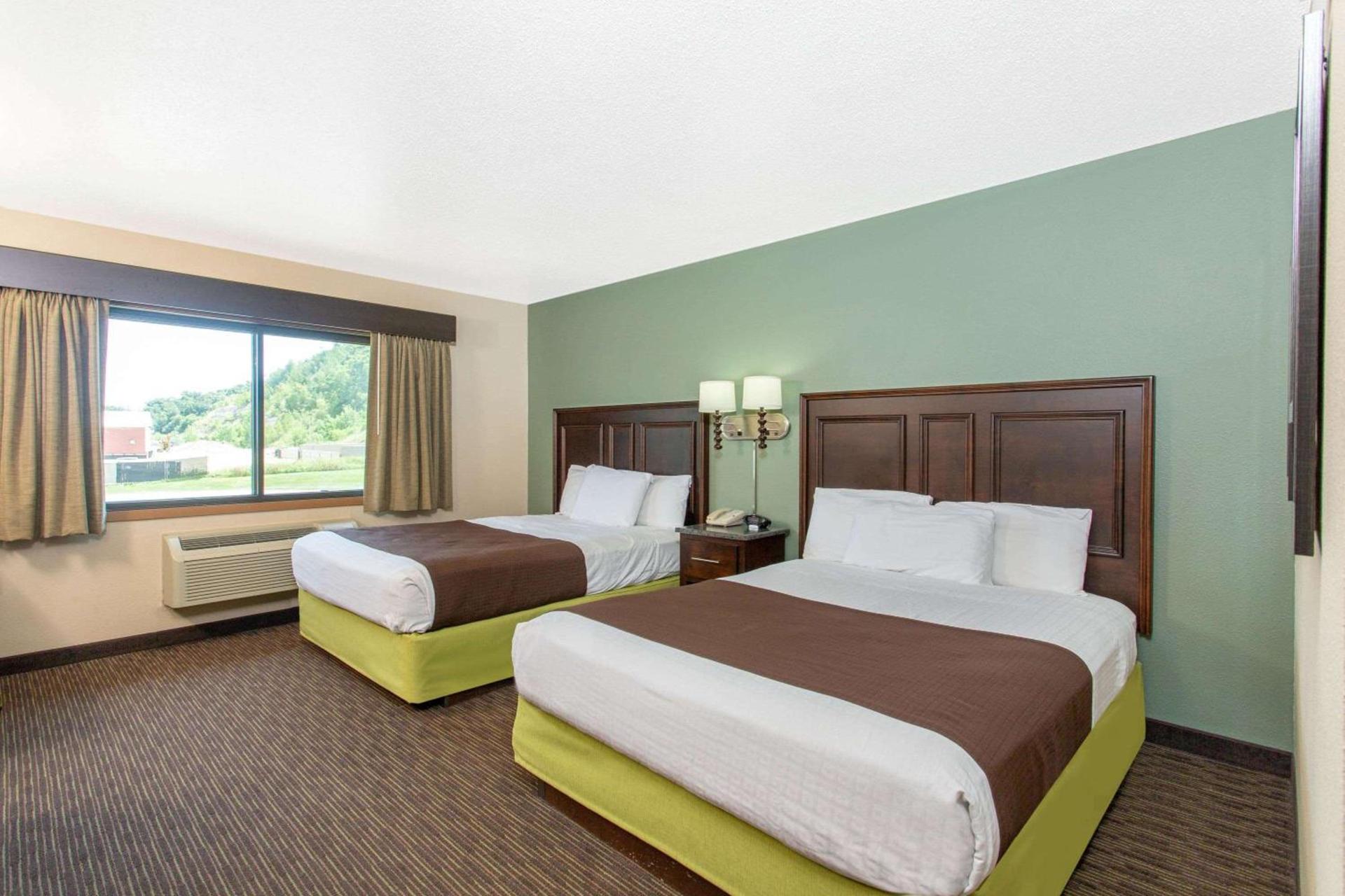 AmericInn by Wyndham West Salem photo 27