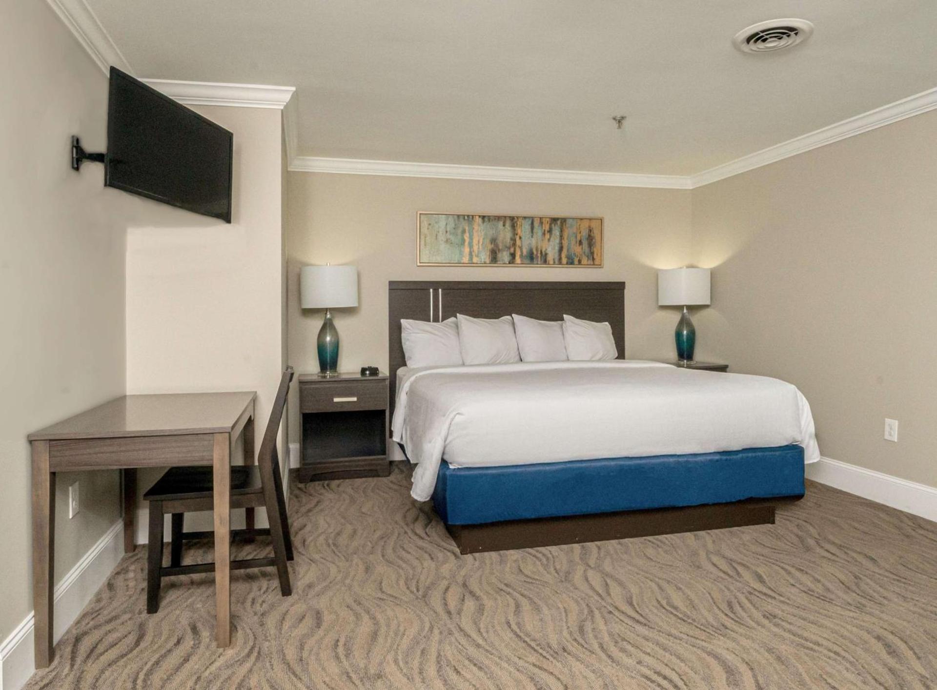 Bask Hotel at Big Rock Landing photo 29
