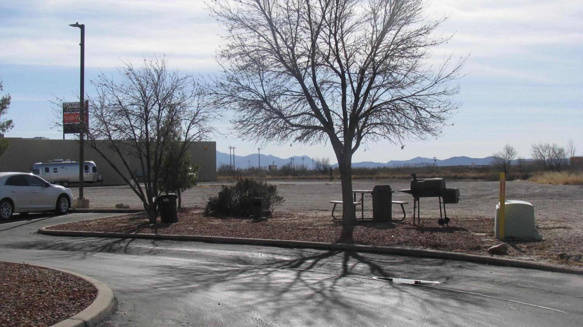 Days Inn by Wyndham Willcox photo 26
