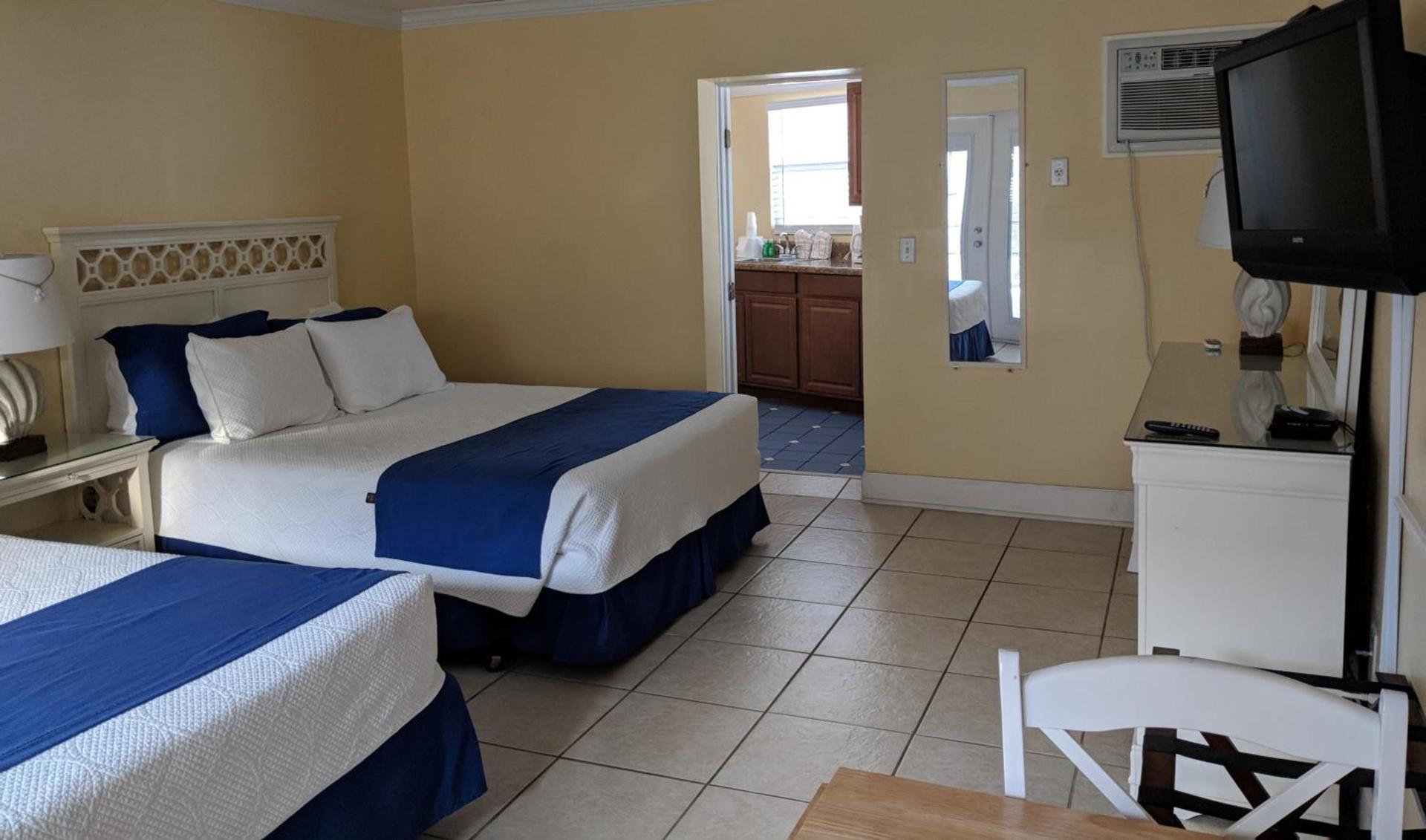 Coral Sands Inn photo 6