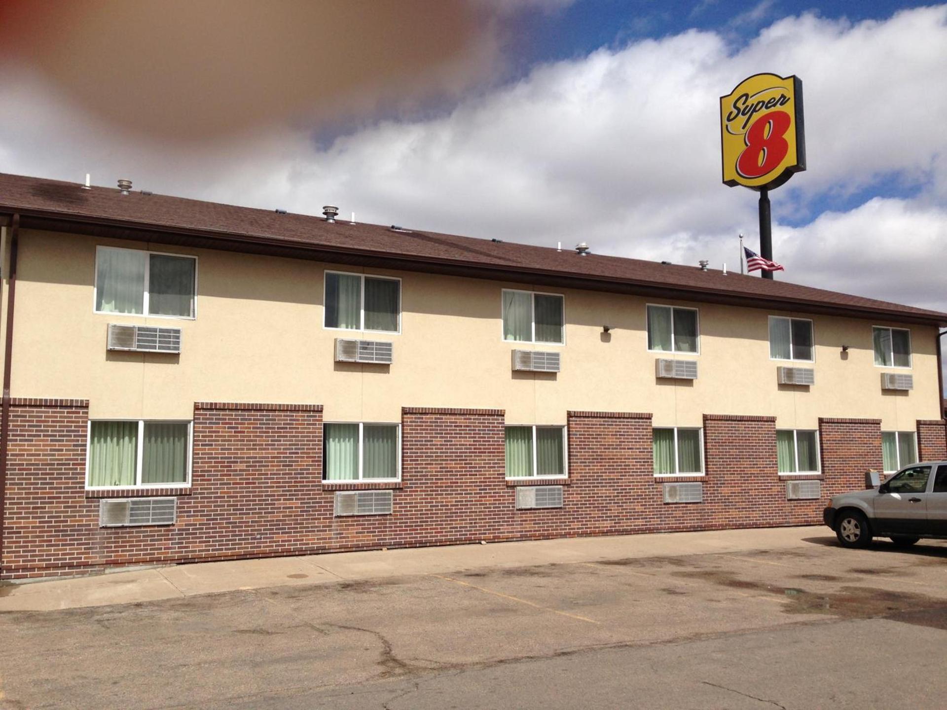 Super 8 by Wyndham North Platte photo 28