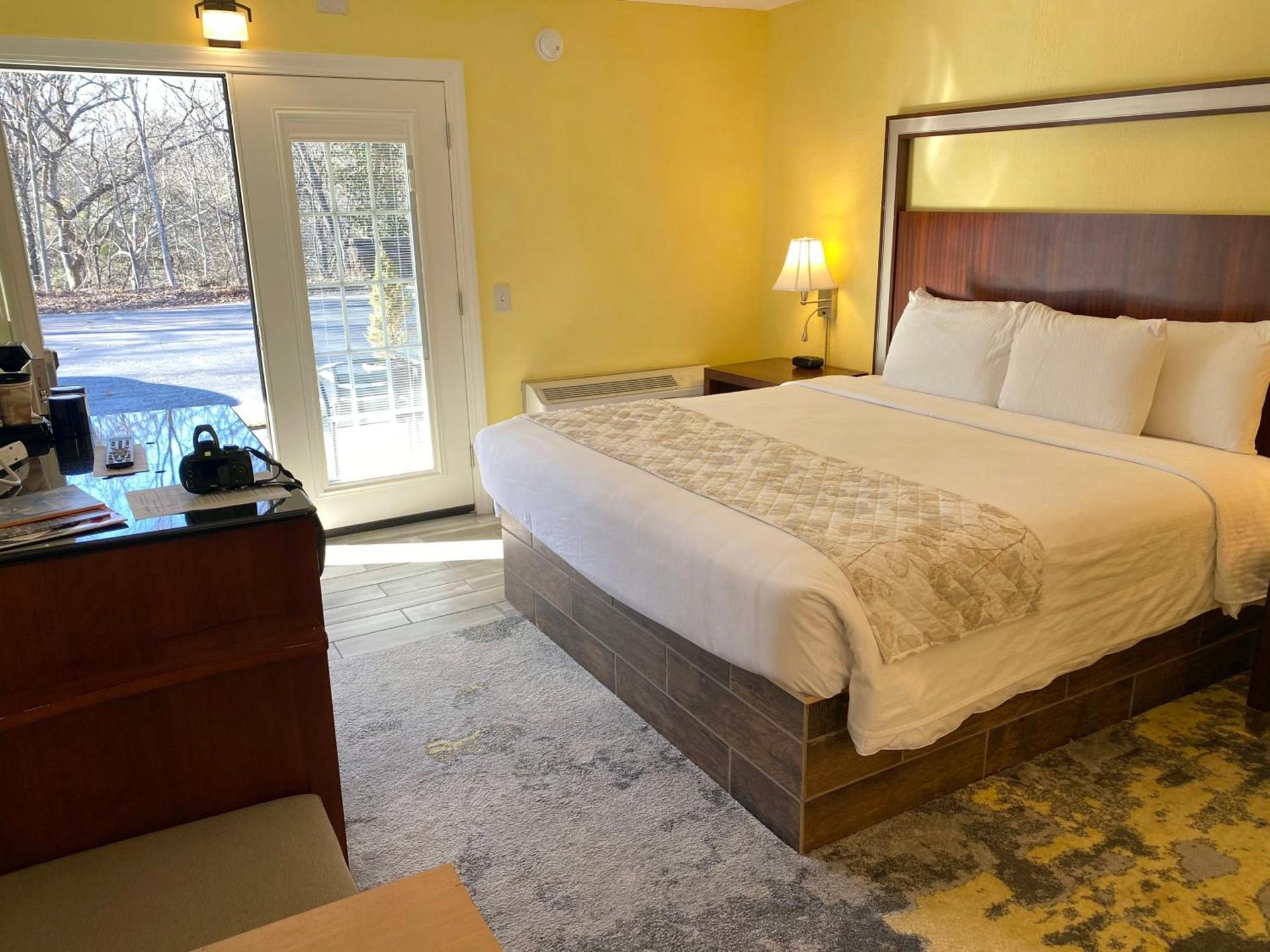 Cascades Inn photo 4
