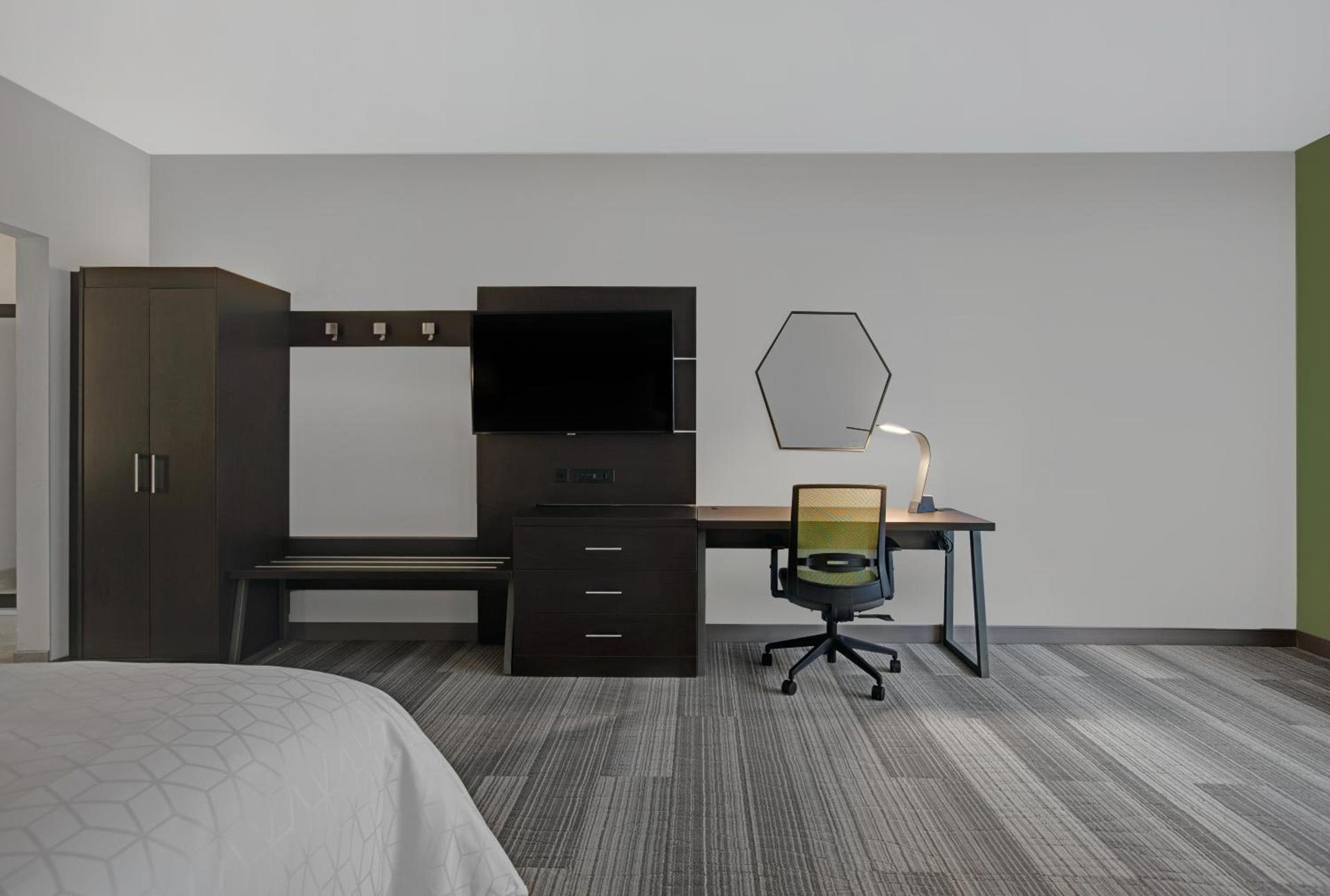 Holiday Inn Express - Milwaukee Downtown by IHG photo 76
