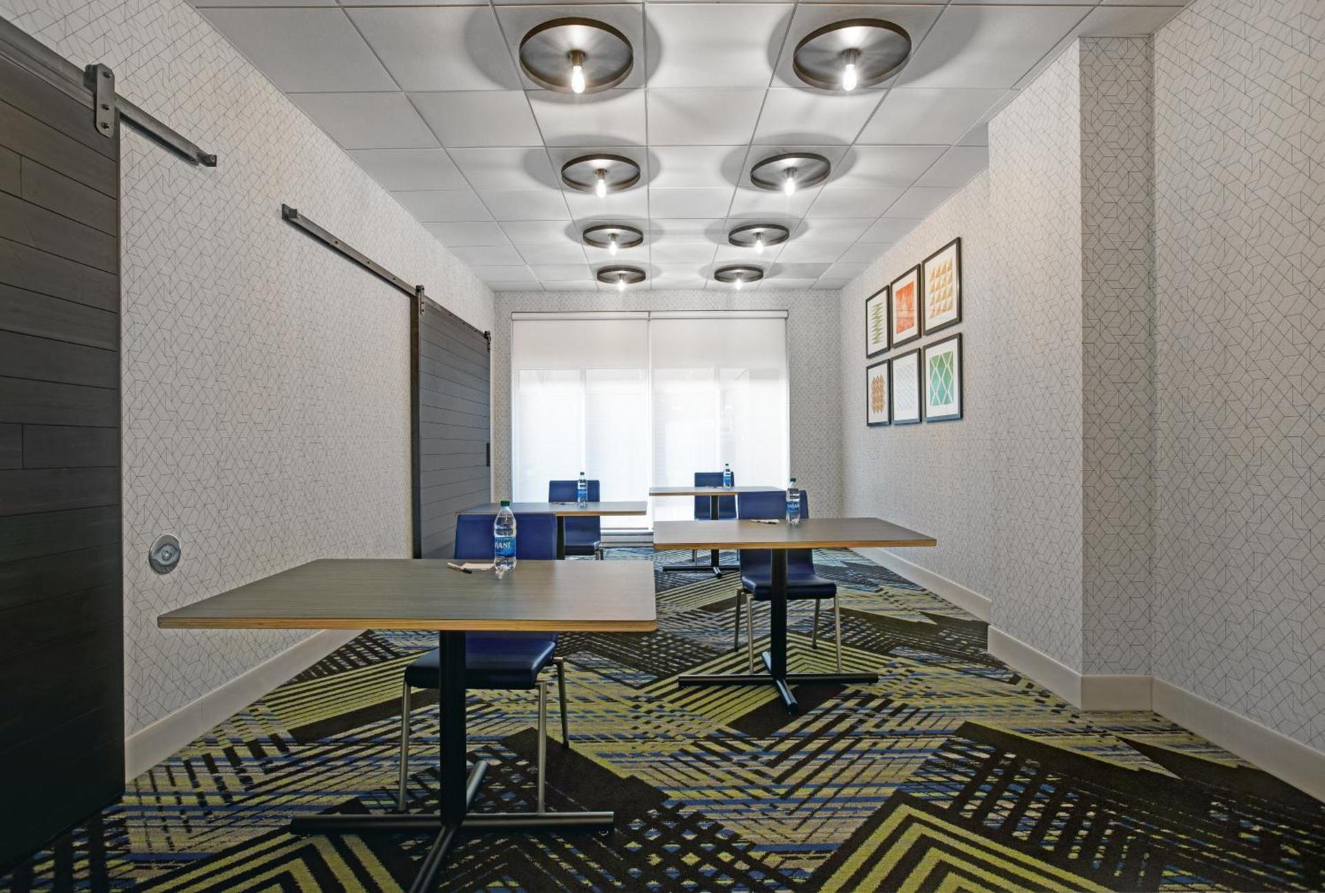 Holiday Inn Express - Milwaukee Downtown by IHG photo 63
