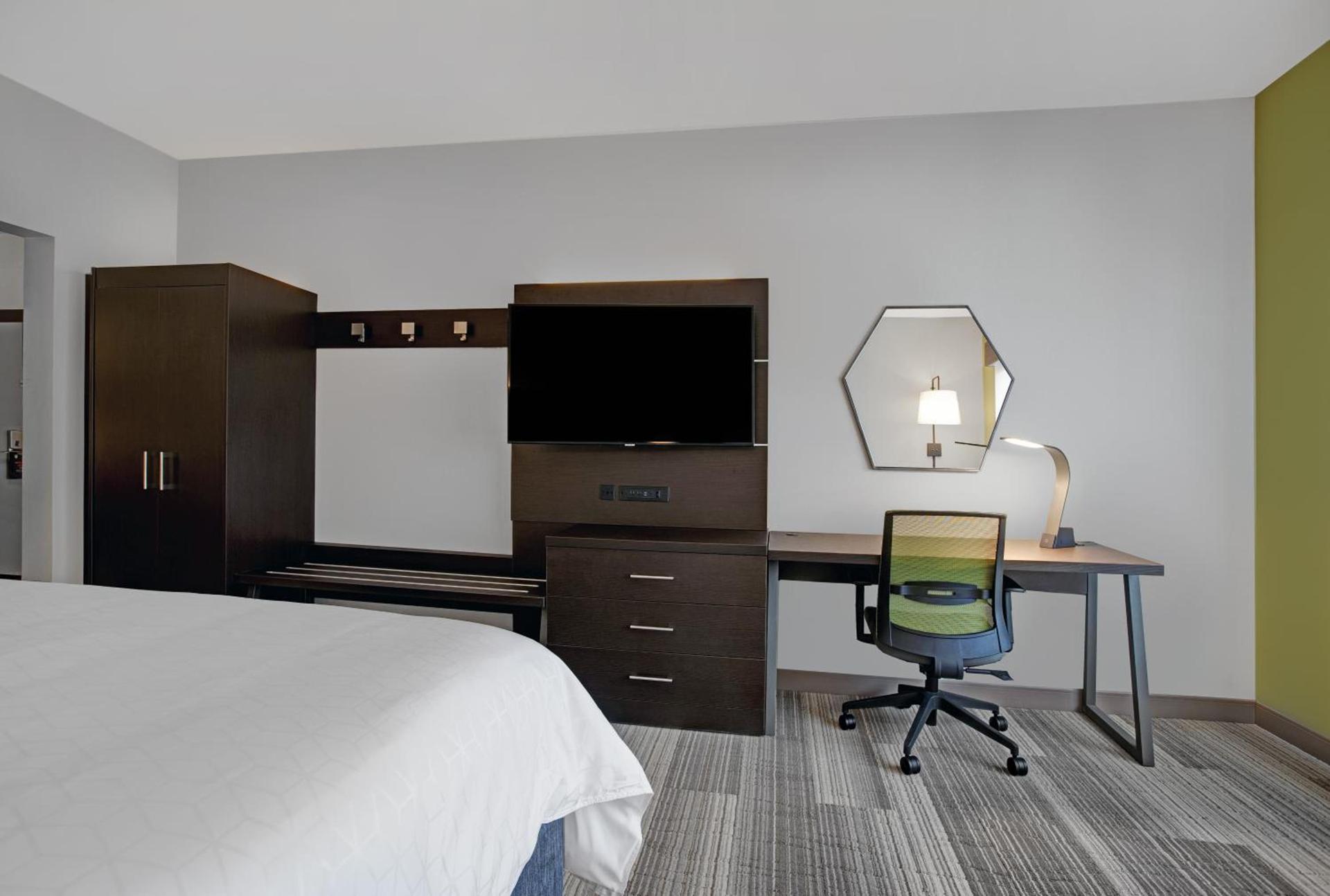 Holiday Inn Express - Milwaukee Downtown by IHG photo 67