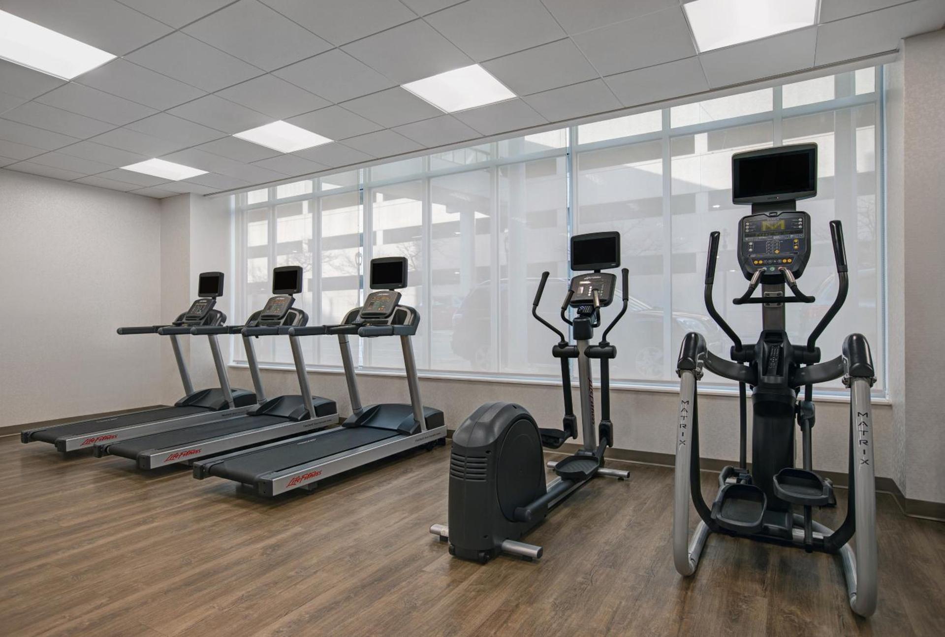 Holiday Inn Express - Milwaukee Downtown by IHG photo 51