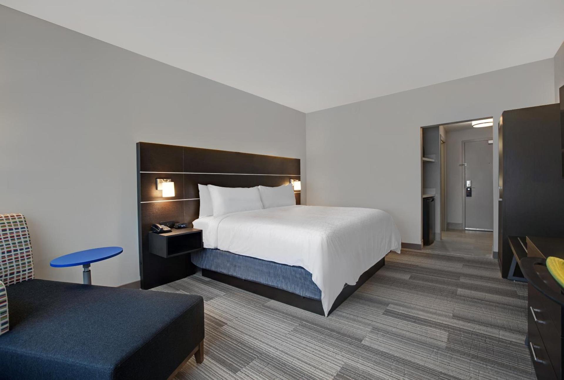 Holiday Inn Express - Milwaukee Downtown by IHG photo 73