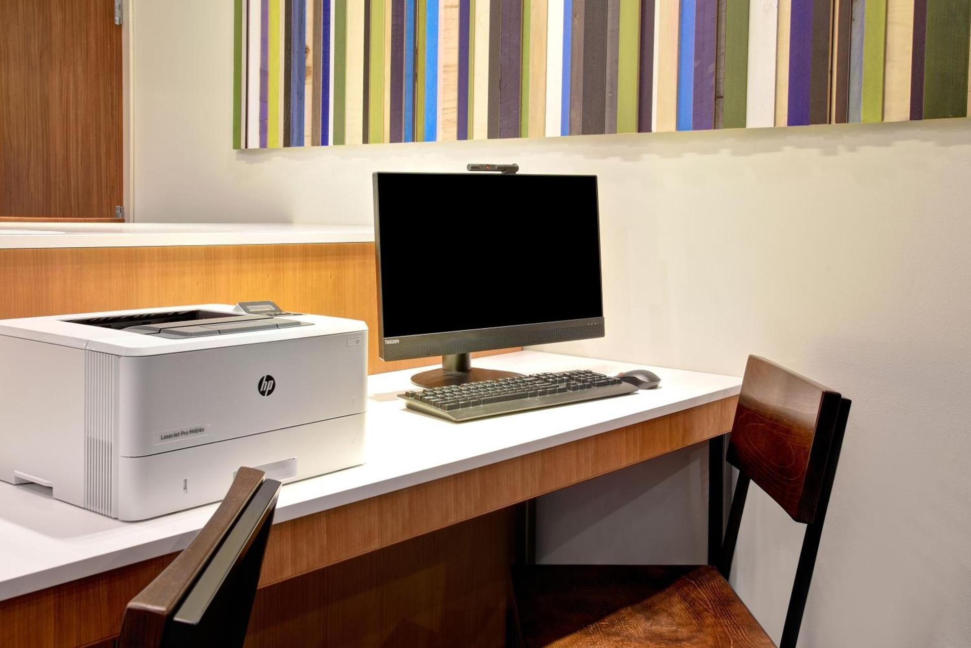 Holiday Inn Express - Milwaukee Downtown by IHG photo 48