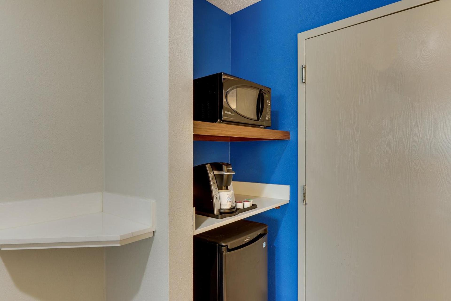 Holiday Inn Express - Cincinnati North - Monroe by IHG photo 23