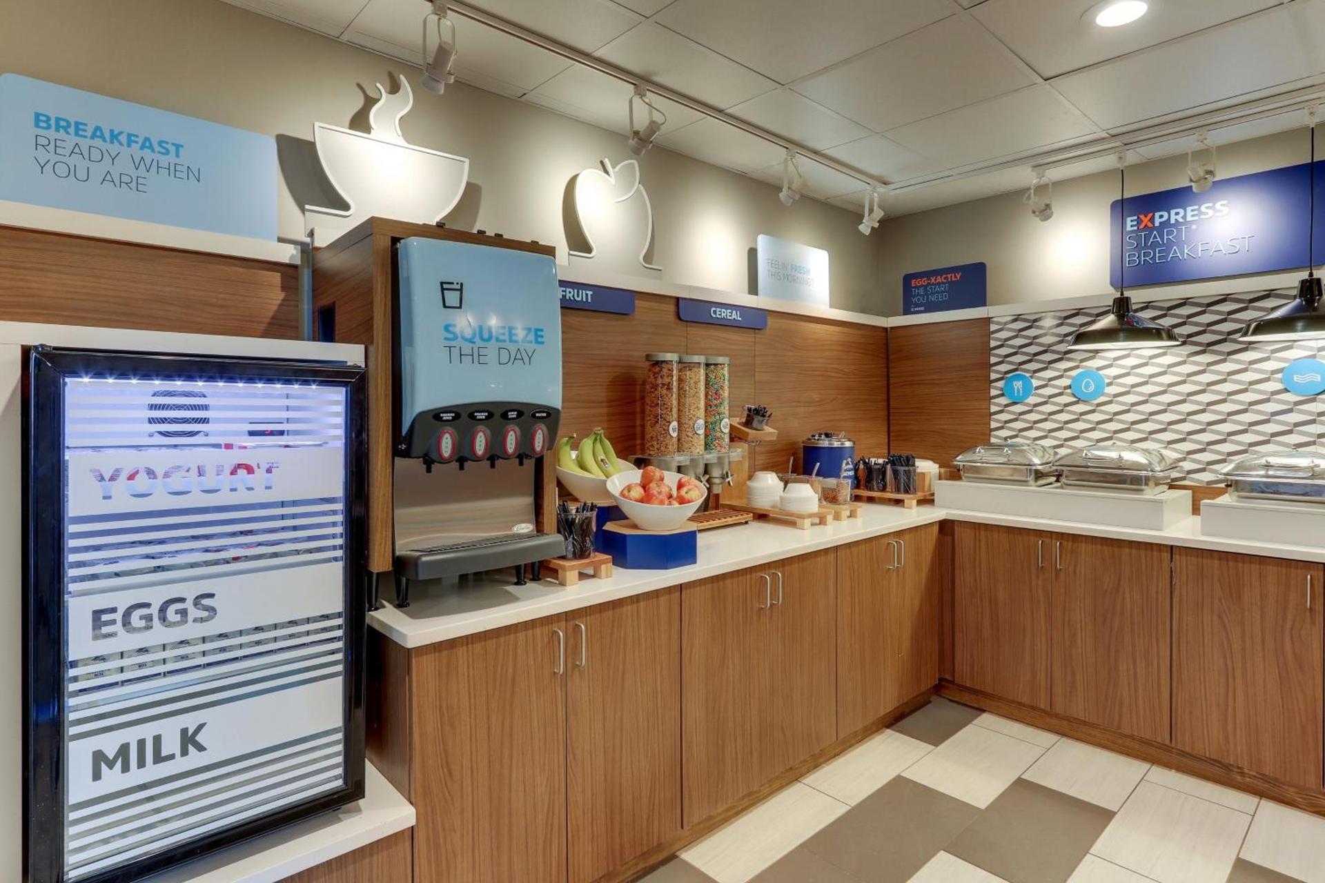 Holiday Inn Express - Cincinnati North - Monroe by IHG photo 27